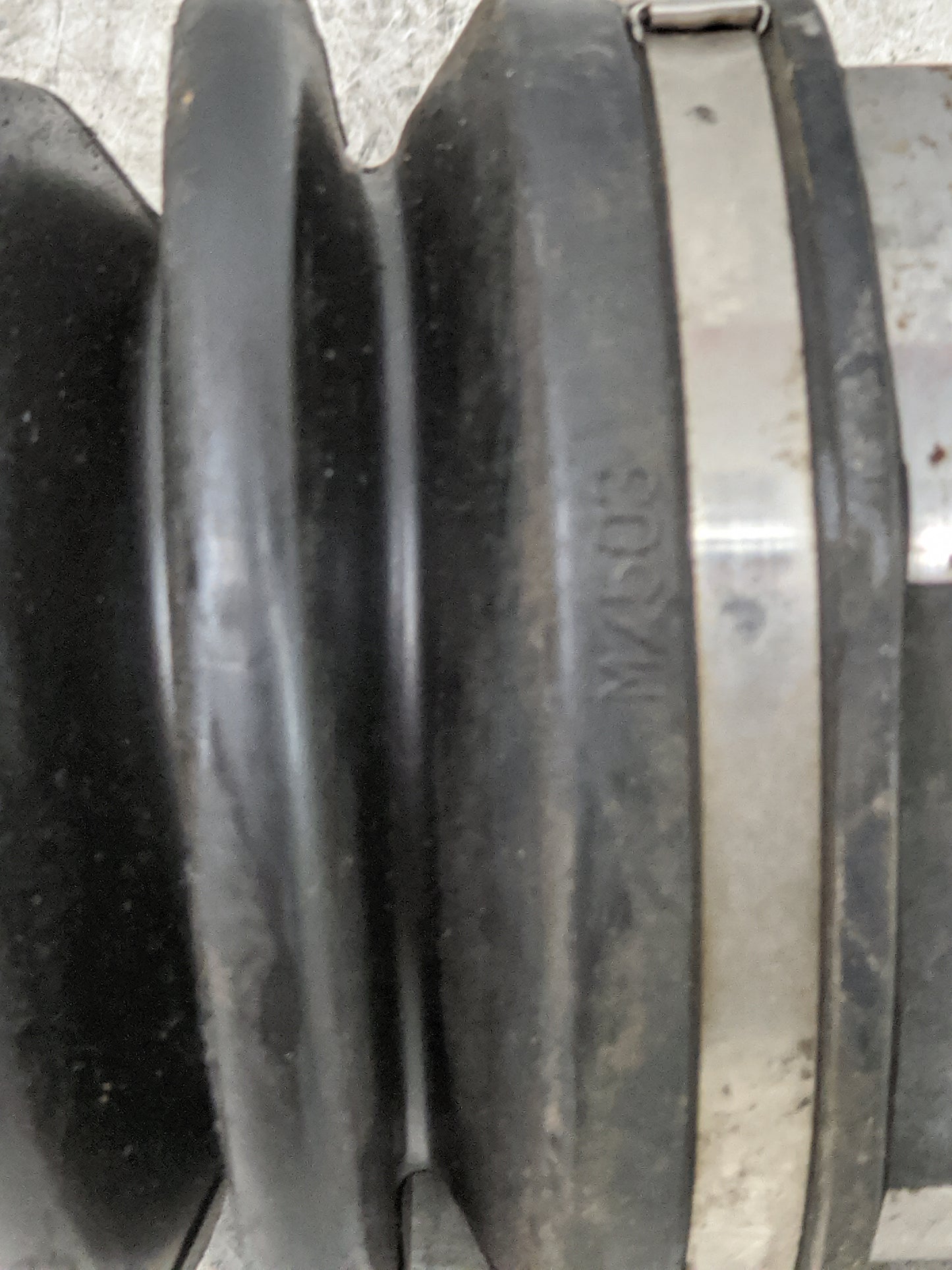 2011-2014 Chrysler 200 Axle Shaft Front Driver Cv C/v 1103836 - Oemusedautoparts1.com