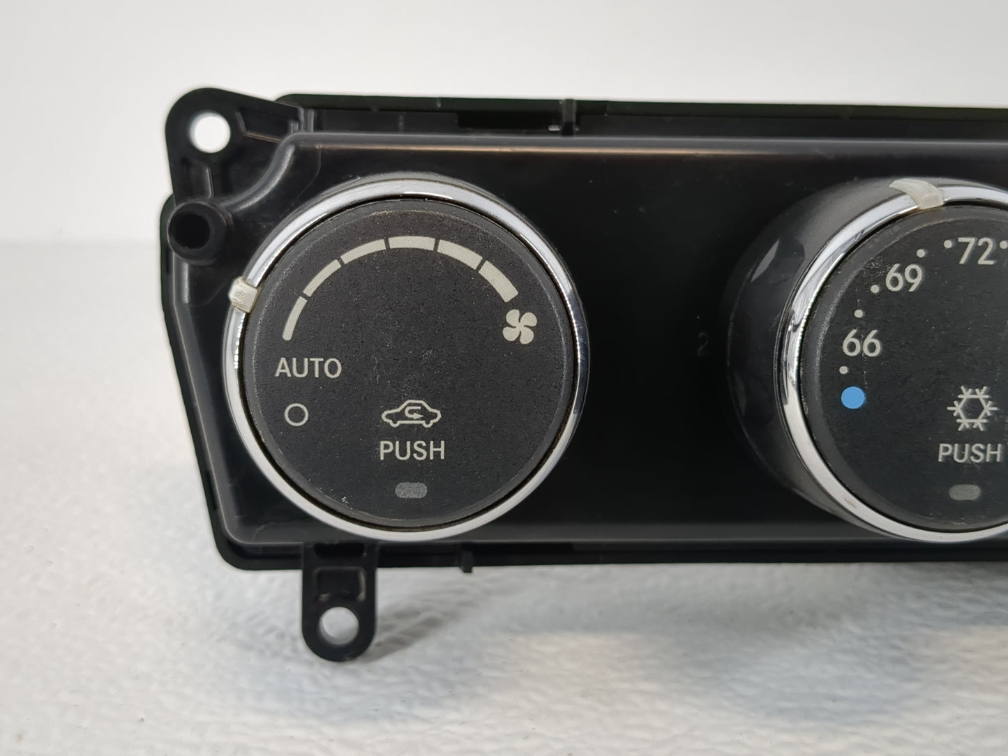 2011-2014 Chrysler 200 Climate Control Module Temperature AC/Heater Replacement Fits Fits 2010 2011 2012 2013 2014 OEM Used 