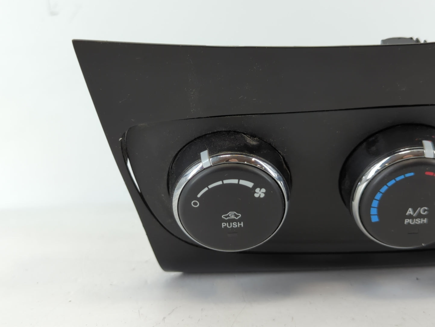2011-2014 Chrysler 200 Climate Control Module Temperature AC/Heater Replacement P/N:1TT28DX8AC Fits Fits 2011 2012 2013 2014