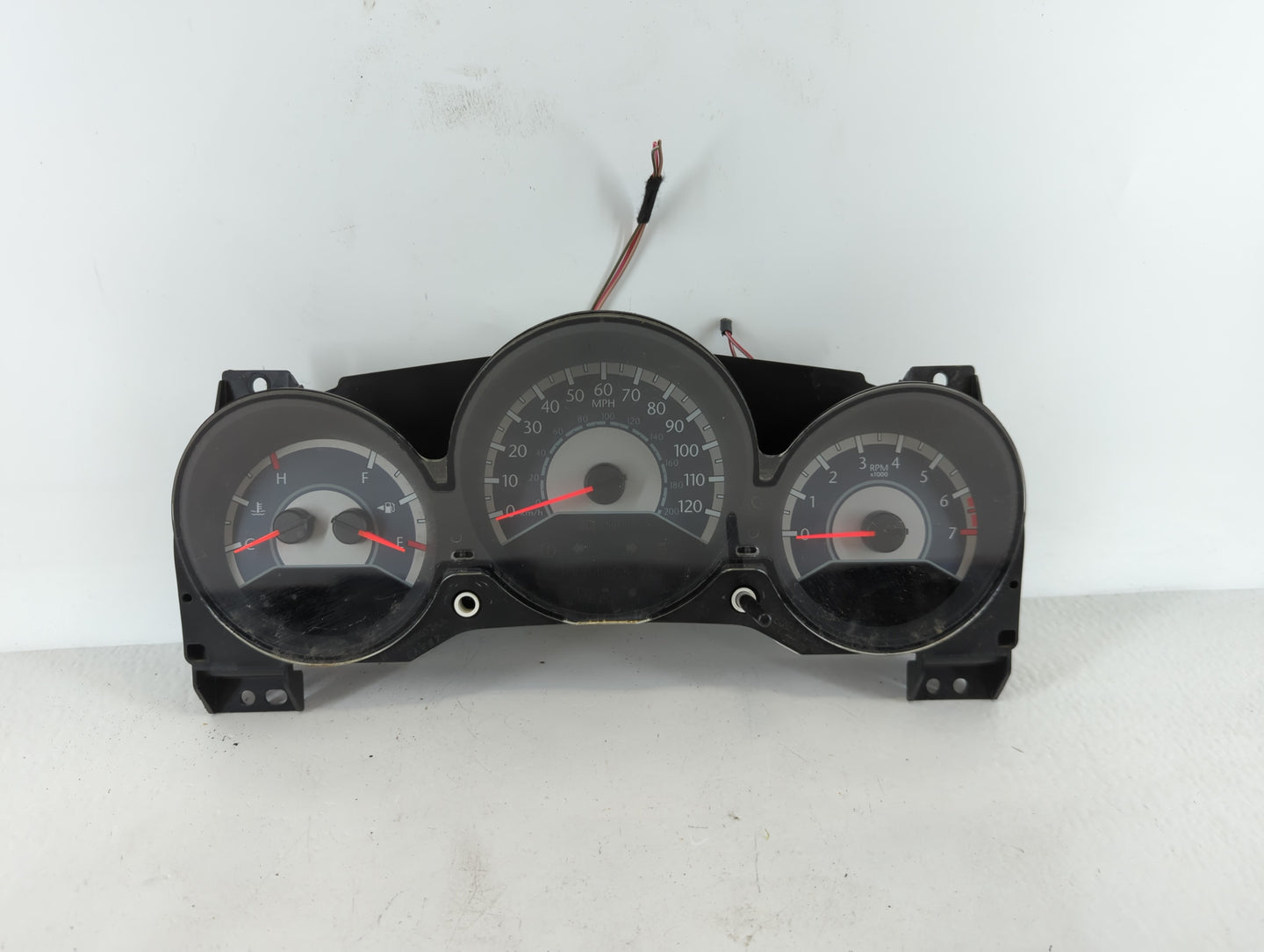 2011-2014 Chrysler 200 Instrument Cluster Speedometer Gauges P/N:P56046512AH Fits Fits 2011 2012 2013 2014 OEM Used Auto Par