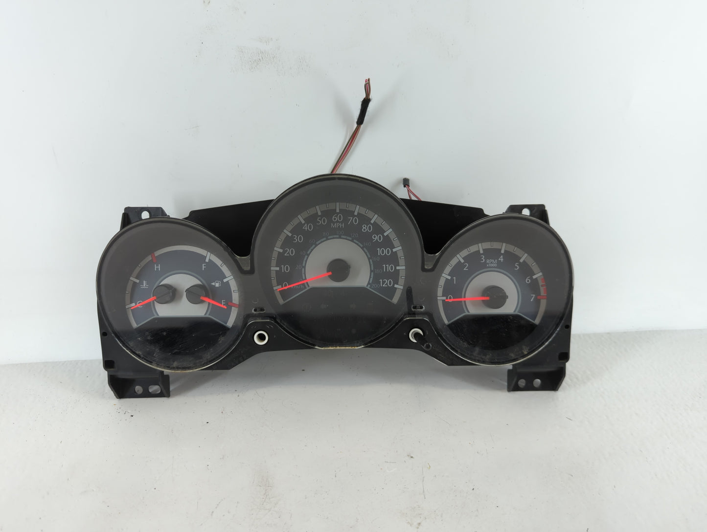 2011-2014 Chrysler 200 Instrument Cluster Speedometer Gauges P/N:P56046512AH Fits Fits 2011 2012 2013 2014 OEM Used Auto Par