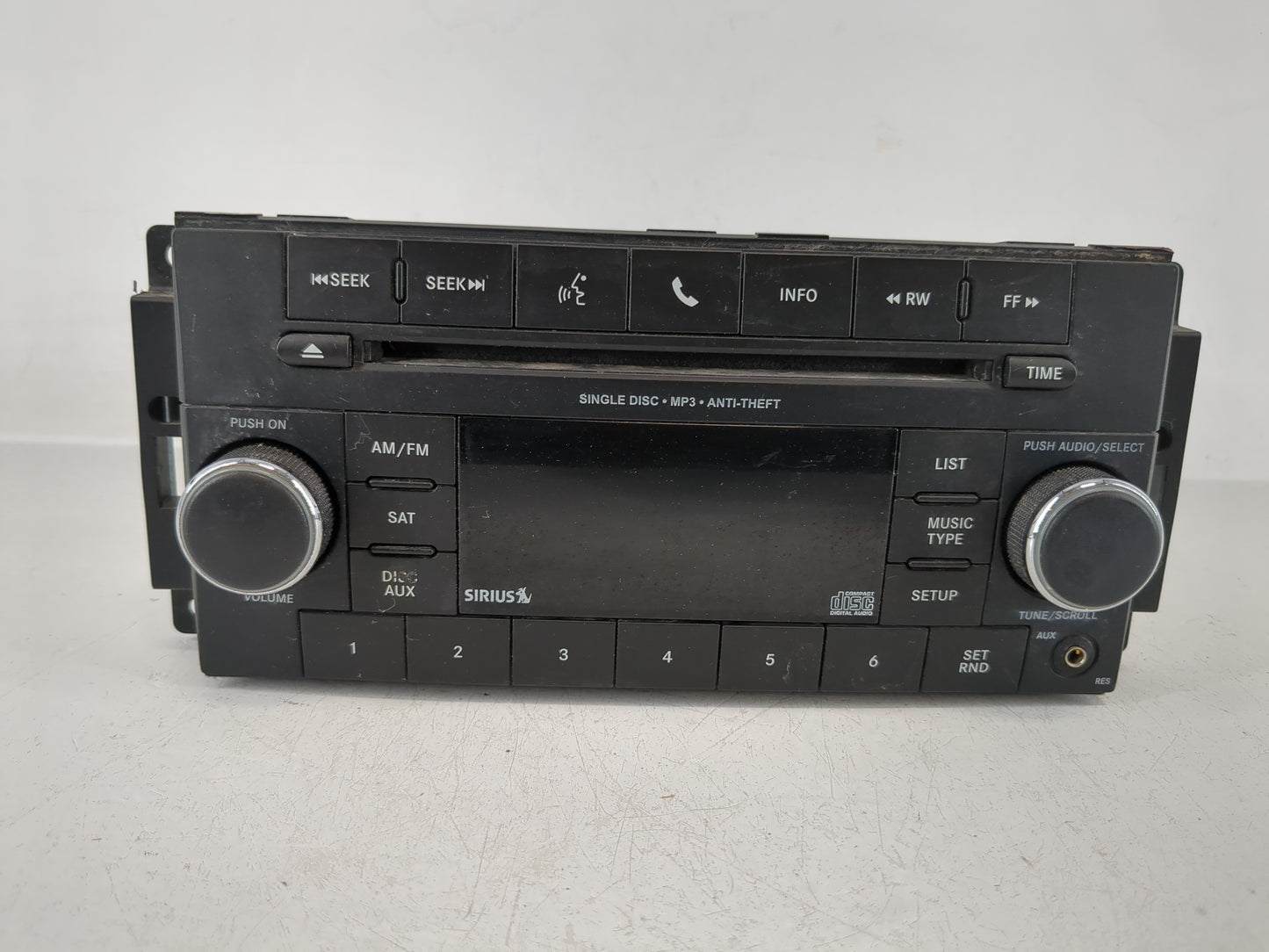 2013-2014 Chrysler 200 Radio AM FM Cd Player Receiver Replacement P/N:P05091197AC Fits Fits 2013 2014 OEM Used Auto Parts - 