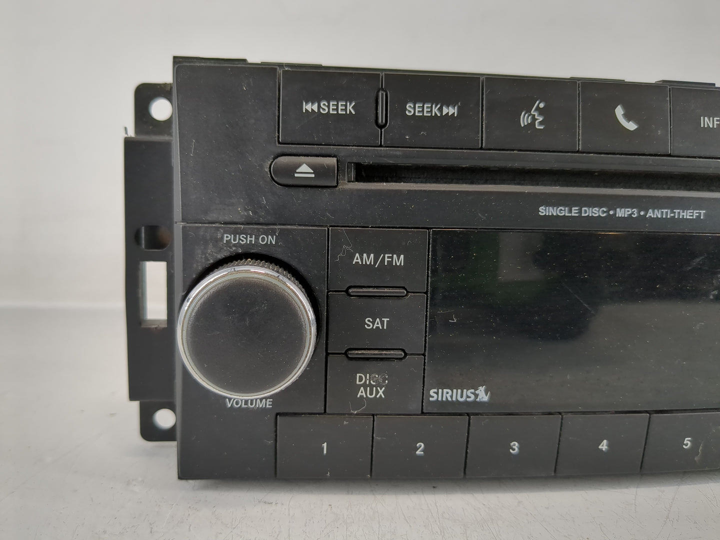 2013-2014 Chrysler 200 Radio AM FM Cd Player Receiver Replacement P/N:P05091197AC Fits Fits 2013 2014 OEM Used Auto Parts - 