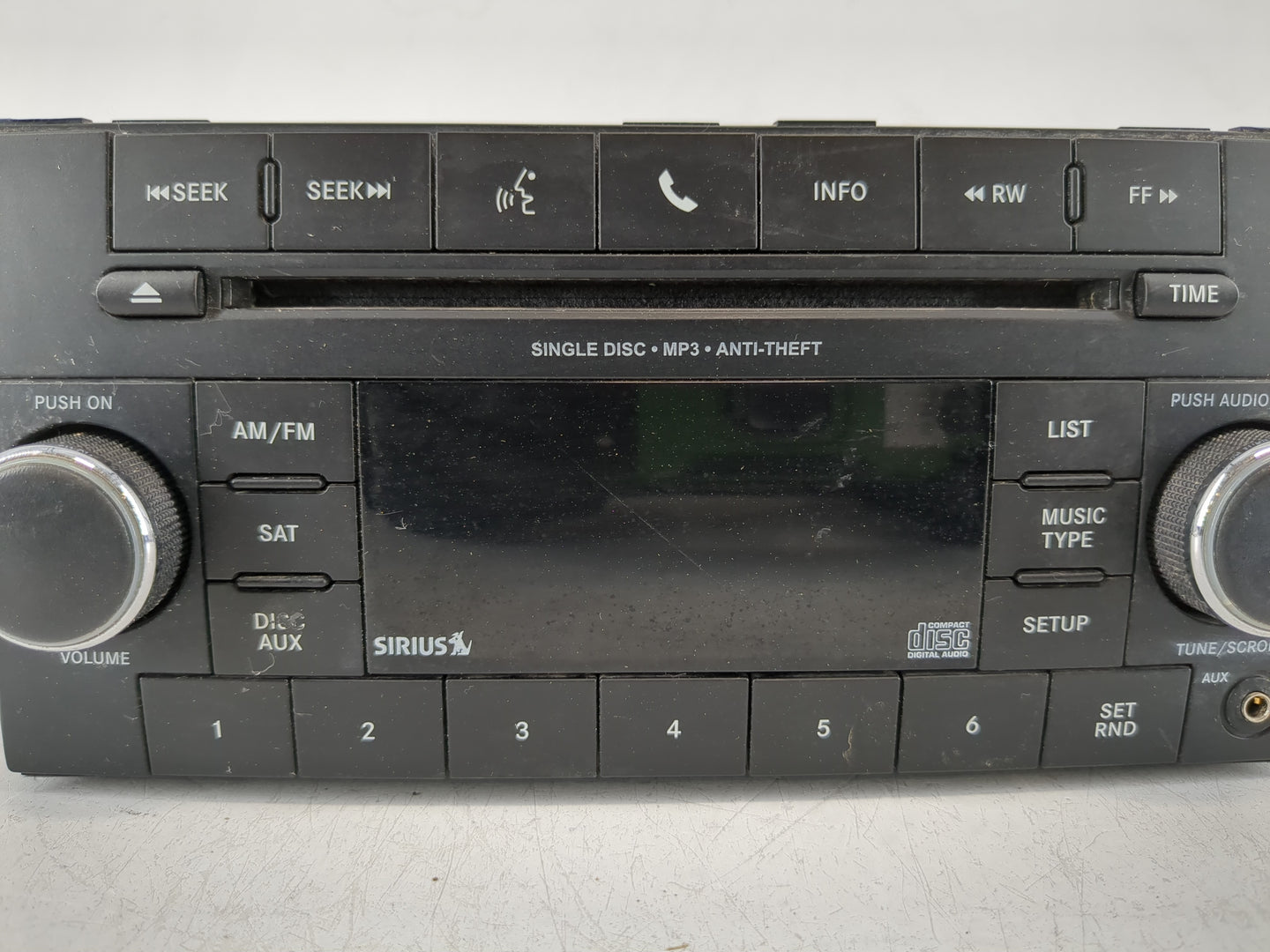 2013-2014 Chrysler 200 Radio AM FM Cd Player Receiver Replacement P/N:P05091197AC Fits Fits 2013 2014 OEM Used Auto Parts - 