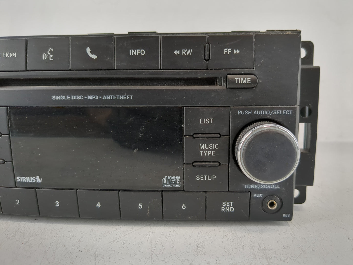 2013-2014 Chrysler 200 Radio AM FM Cd Player Receiver Replacement P/N:P05091197AC Fits Fits 2013 2014 OEM Used Auto Parts - 