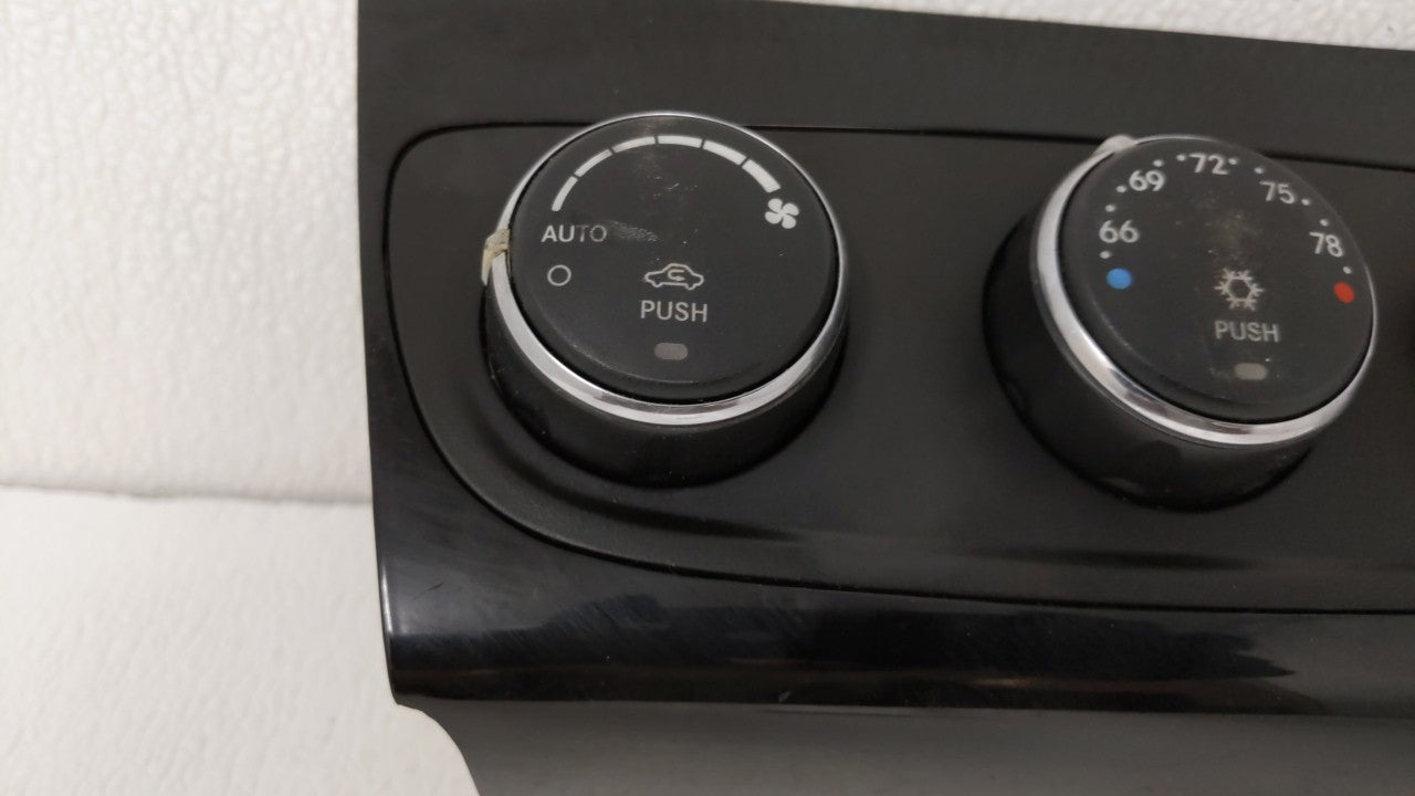 2011-2014 Chrysler 200 Climate Control Module Temperature AC/Heater Replacement P/N:P55111888AI P55111888AA Fits OEM Used Au