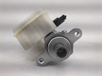 2011-2014 Chrysler 200 Brake Master Cylinder 1220672 - Oemusedautoparts1.com