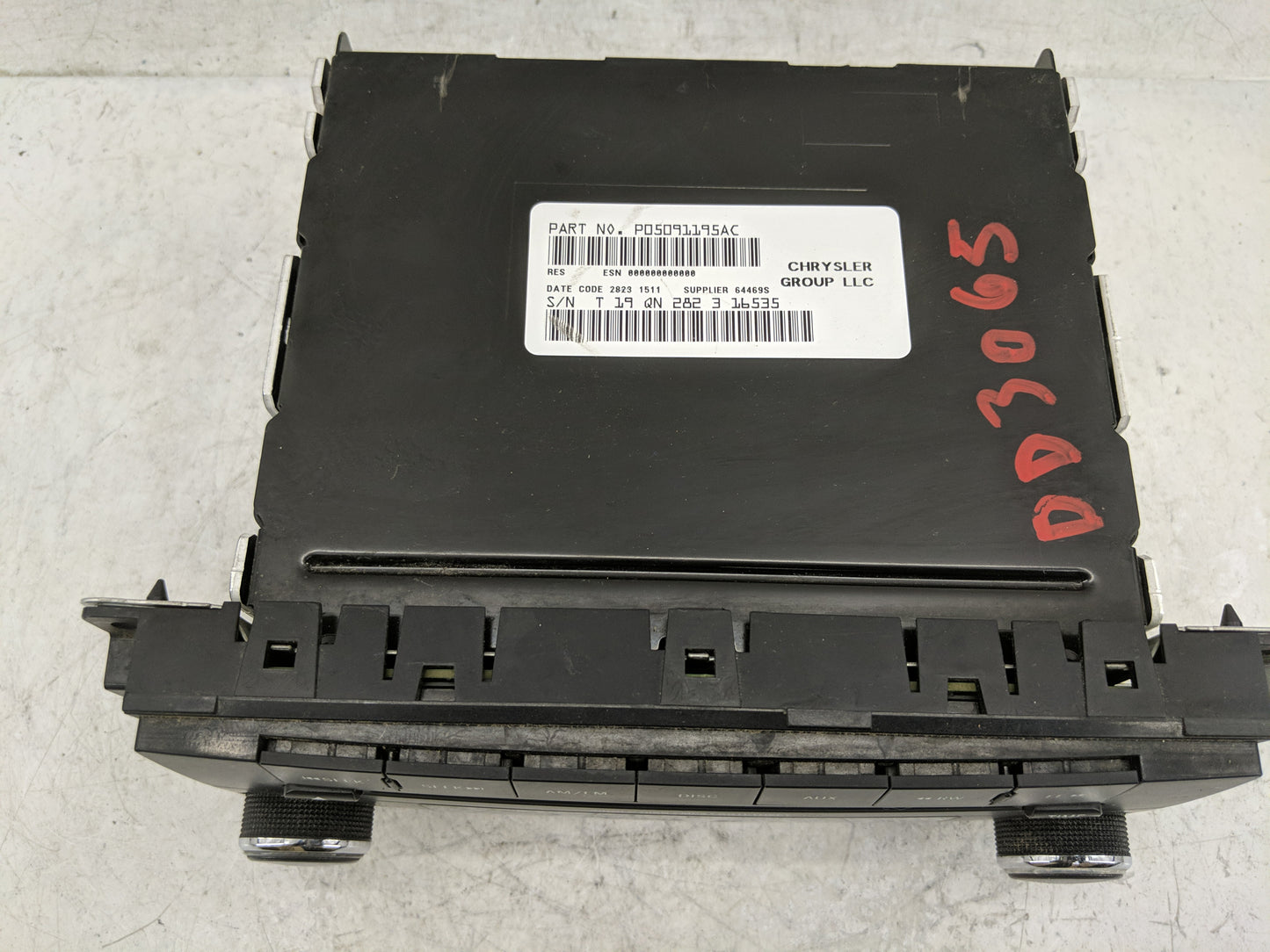 2012-2014 Chrysler 200 Radio AM FM Cd Player Receiver Replacement P/N:SPNP05091195AC Fits Fits 2012 2013 2014 2015 2016 2017