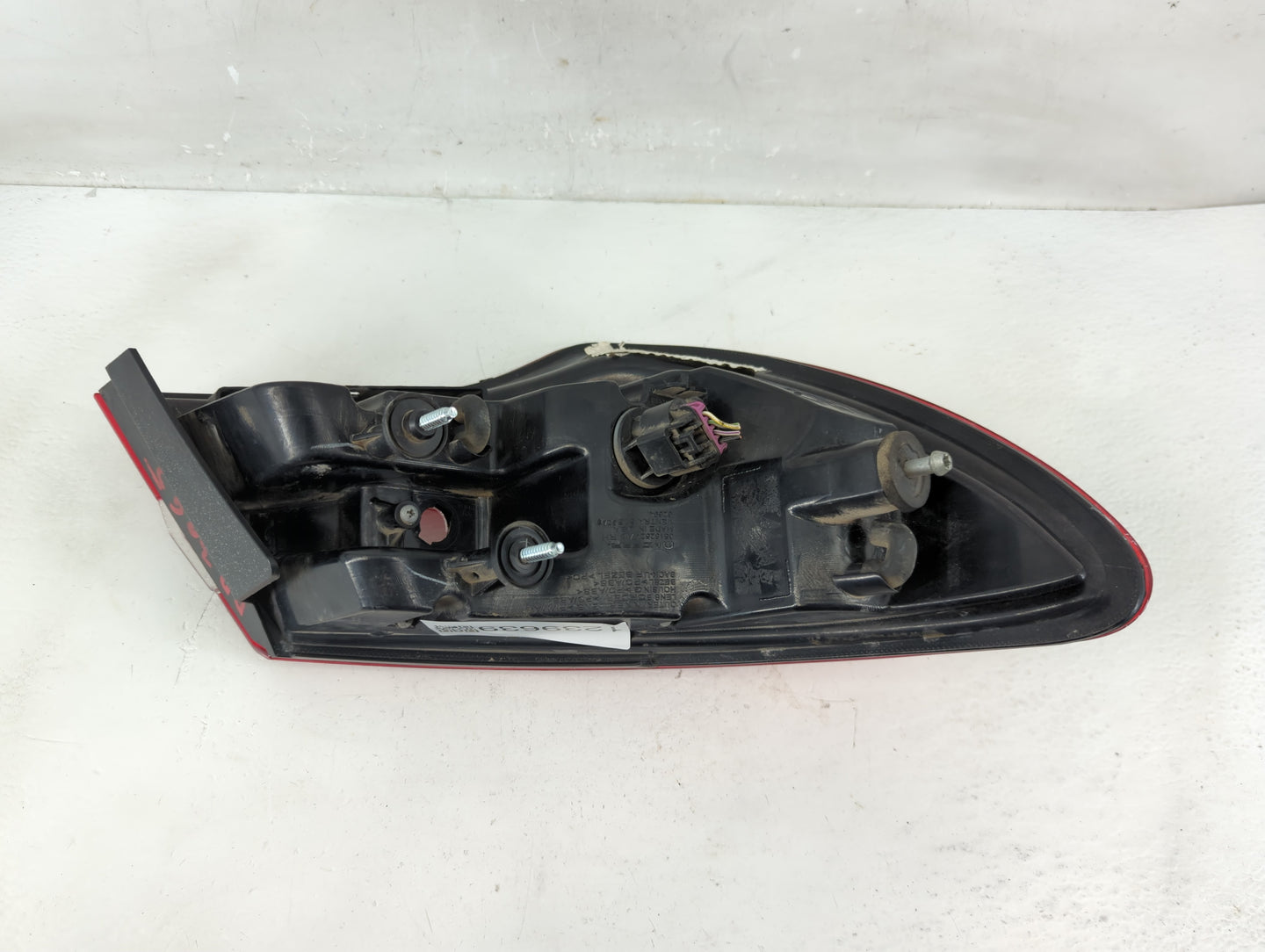 2014 Chrysler 200 Tail Light Assembly Passenger Right OEM P/N:05182524AE Fits OEM Used Auto Parts - Oemusedautoparts1.com