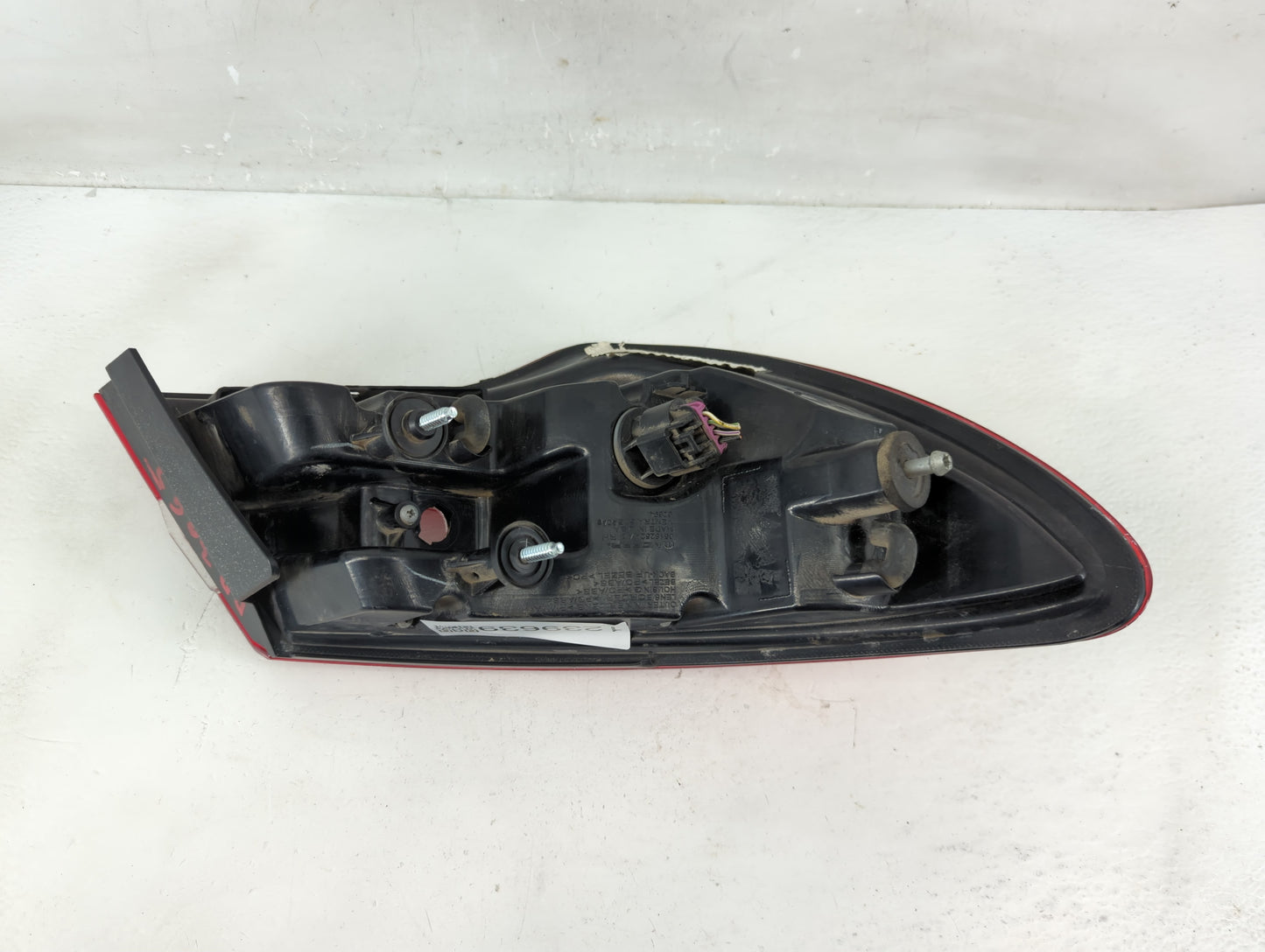 2014 Chrysler 200 Tail Light Assembly Passenger Right OEM P/N:05182524AE Fits OEM Used Auto Parts - Oemusedautoparts1.com