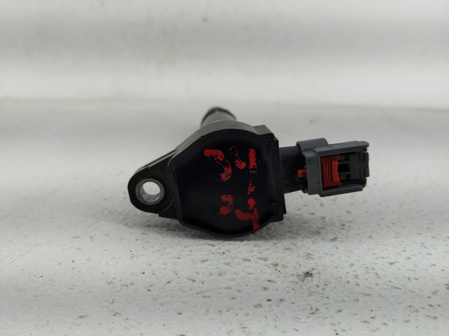 2011-2014 Chrysler 200 Ignition Coil Igniter Pack - Oemusedautoparts1.com