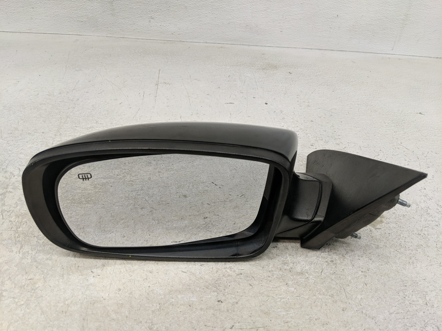 2011-2014 Chrysler 200 Side Mirror Replacement Driver Left View Door Mirror Fits Fits 2011 2012 2013 2014 OEM Used Auto Part