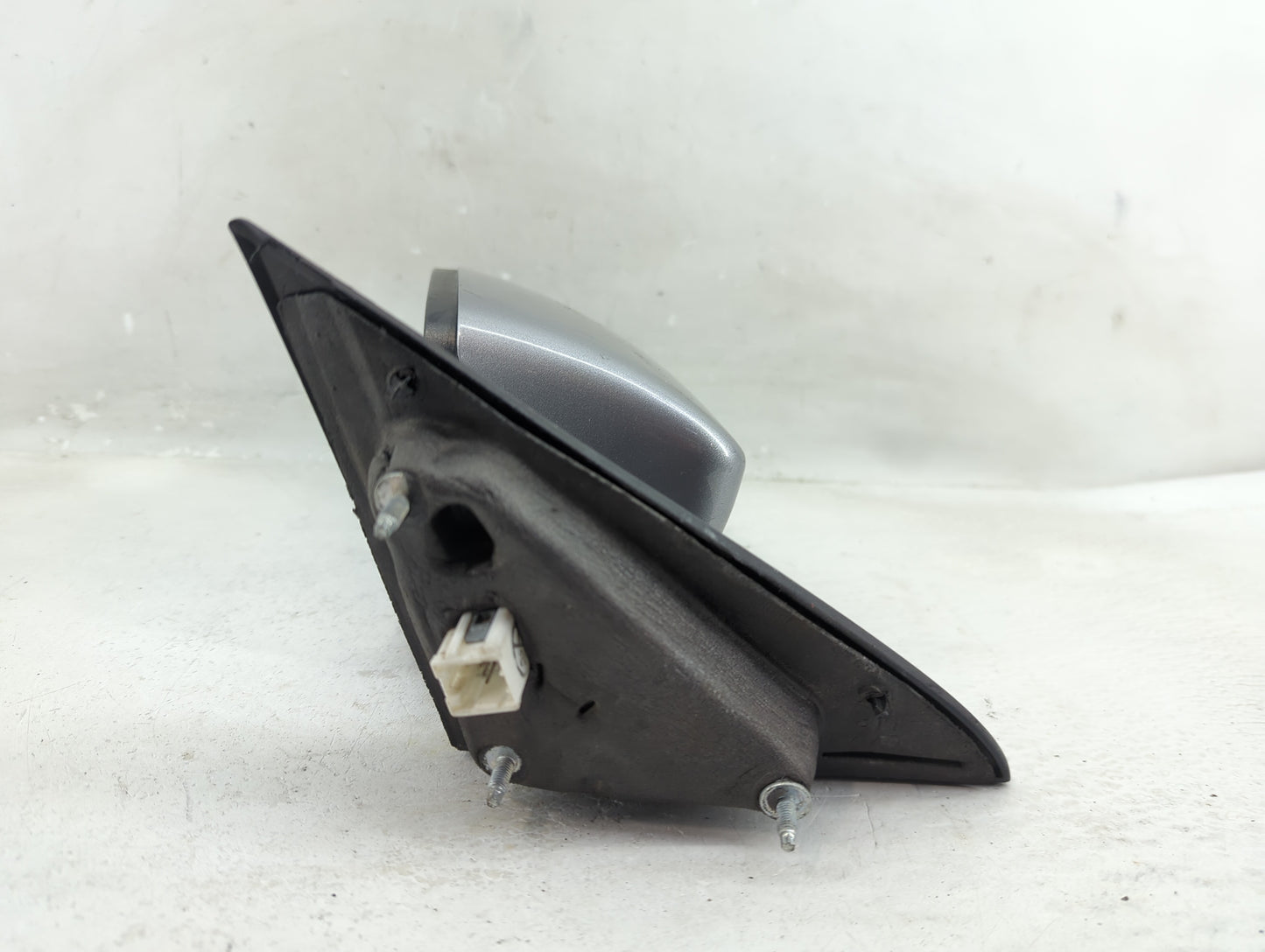 2011-2014 Chrysler 200 Driver Side View Mirror - Left Door Mirror OEM Used - Oemusedautoparts1.com