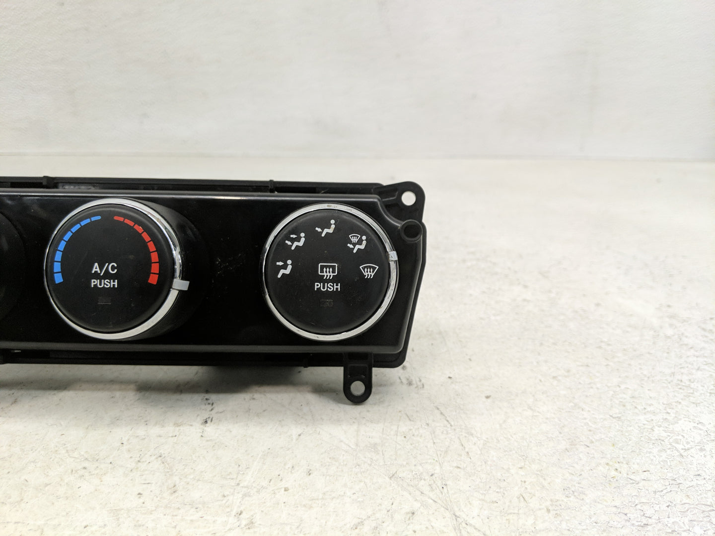 2011-2014 Chrysler 200 Climate Control Module Temperature AC/Heater Replacement Fits Fits 2010 2011 2012 2013 2014 OEM Used 