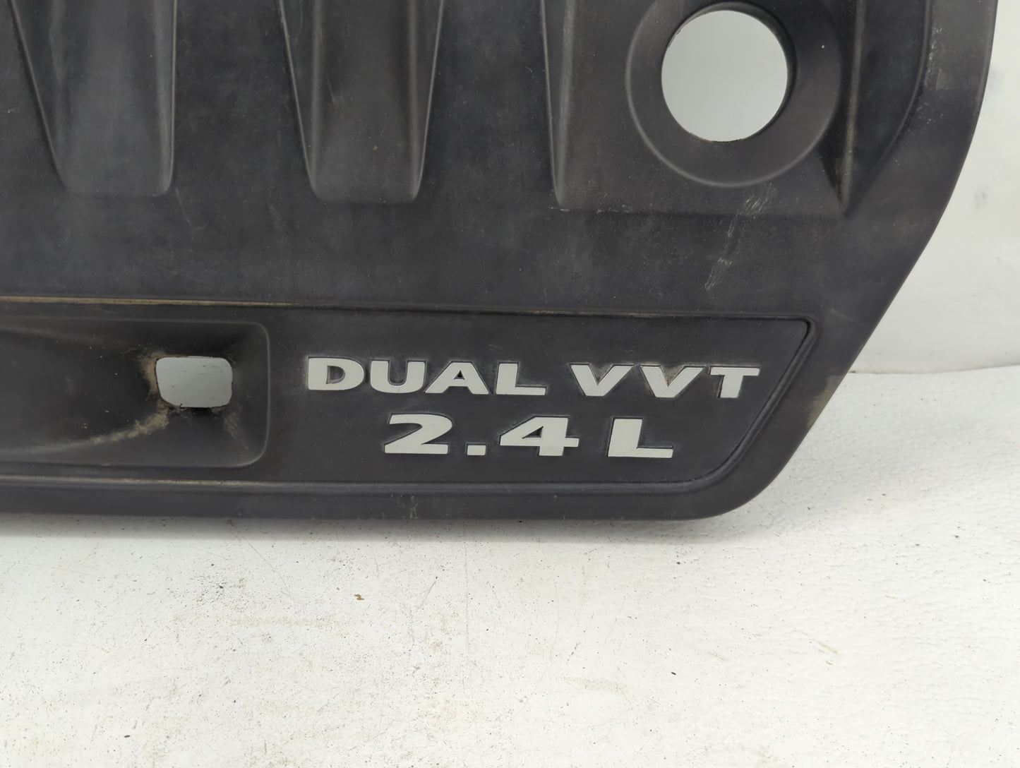 2014 Chrysler 200 Engine Cover - Oemusedautoparts1.com