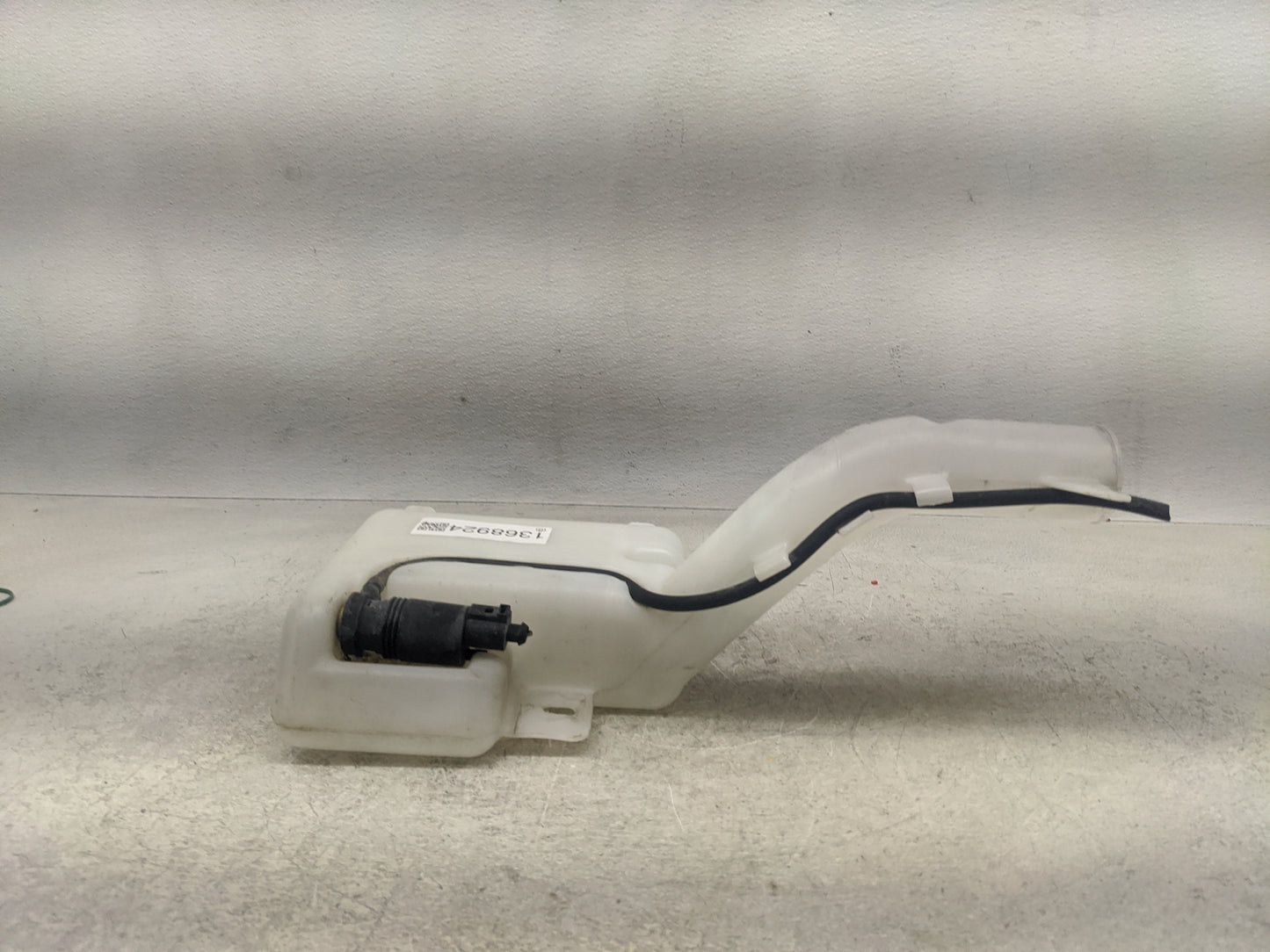 2011-2014 Chrysler 200 Windshield Washer Fluid Reservoir Bottle Oem - Oemusedautoparts1.com