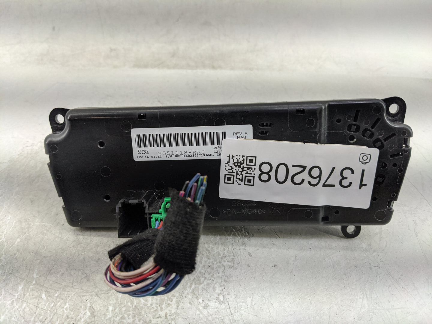 2011-2014 Chrysler 200 Climate Control Module Temperature AC/Heater Replacement P/N:P55111888AI Fits OEM Used Auto Parts - O