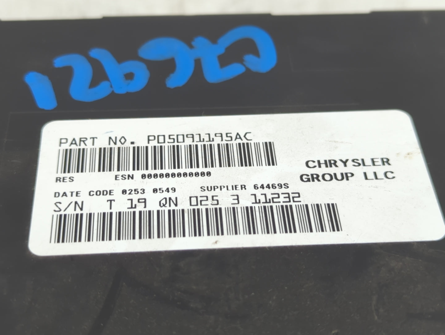 2012-2014 Chrysler 200 Radio AM FM Cd Player Receiver Replacement P/N:05091195AC Fits Fits 2012 2013 2014 2015 2016 2017 OEM