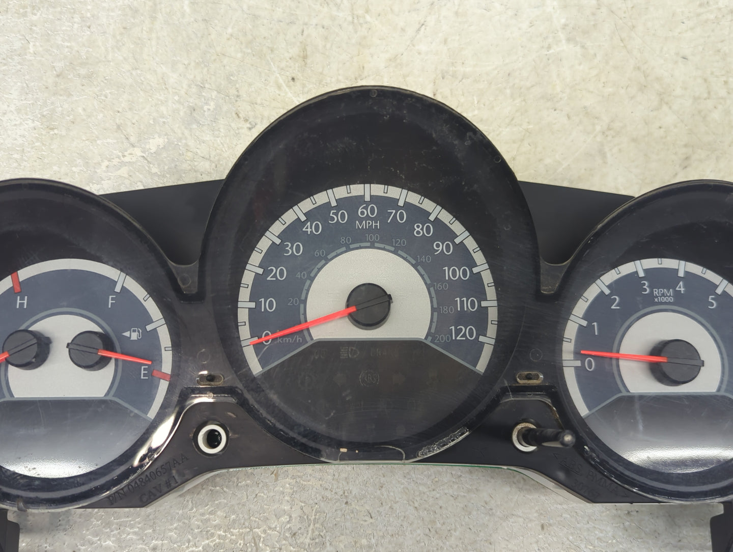 2011-2014 Chrysler 200 Instrument Cluster Speedometer Gauges P/N:04840659AA Fits Fits 2011 2012 2013 2014 OEM Used Auto Part