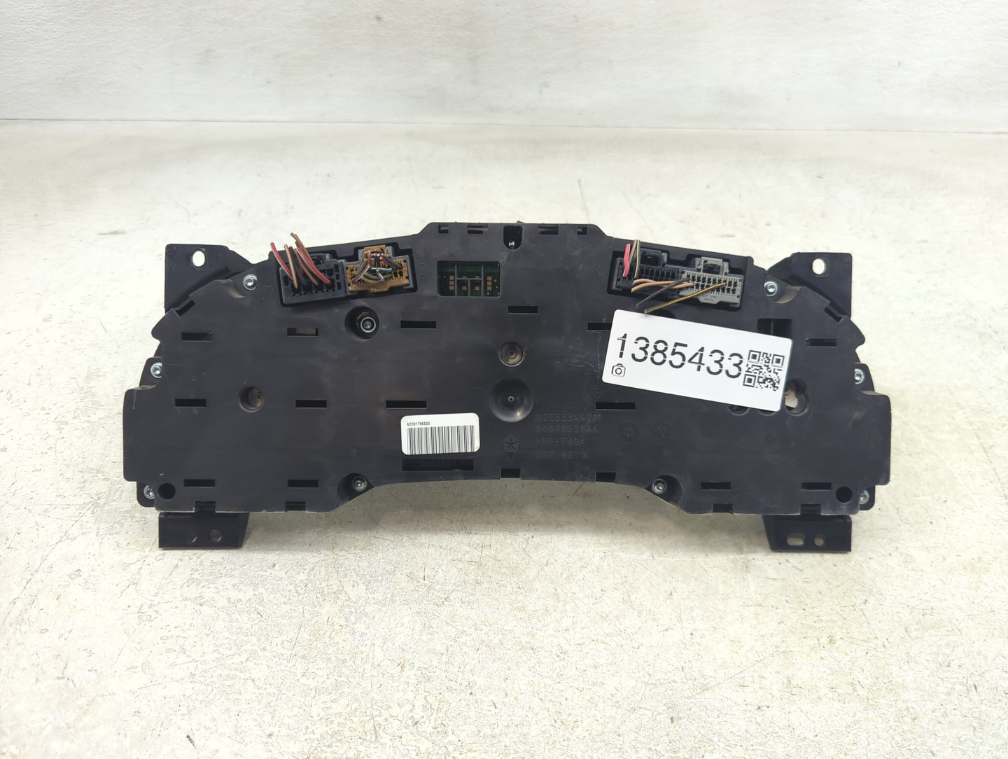 2011-2014 Chrysler 200 Instrument Cluster Speedometer Gauges P/N:04840659AA Fits Fits 2011 2012 2013 2014 OEM Used Auto Part