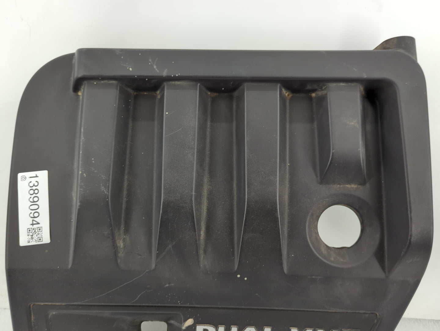 2014 Chrysler 200 Engine Cover - Oemusedautoparts1.com