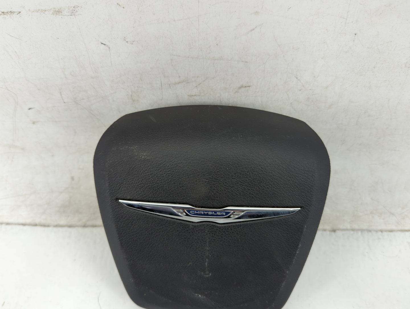 2011-2014 Chrysler 200 Air Bag Driver Left Steering Wheel Mounted Fits Fits 2011 2012 2013 2014 OEM Used Auto Parts - Oemuse