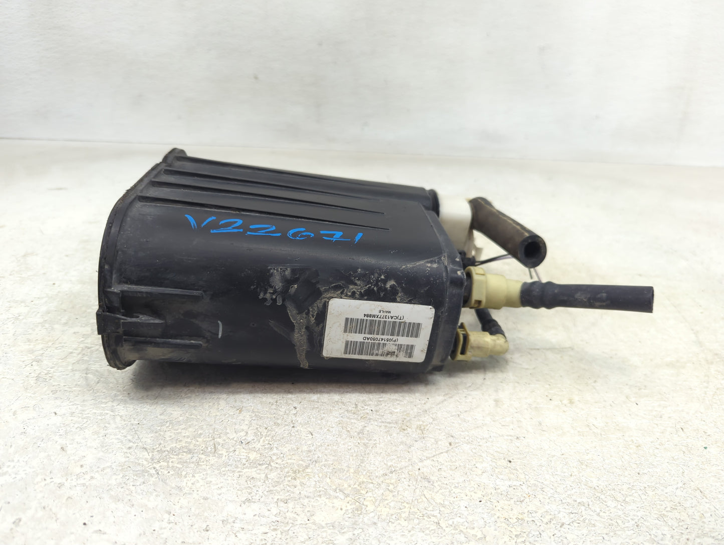 2014 Chrysler 200 Fuel Vapor Charcoal Canister - Oemusedautoparts1.com