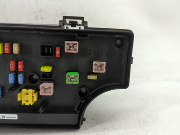 2011-2014 Chrysler 200 Fusebox Fuse Box Relay Module Tipm P04692346ae