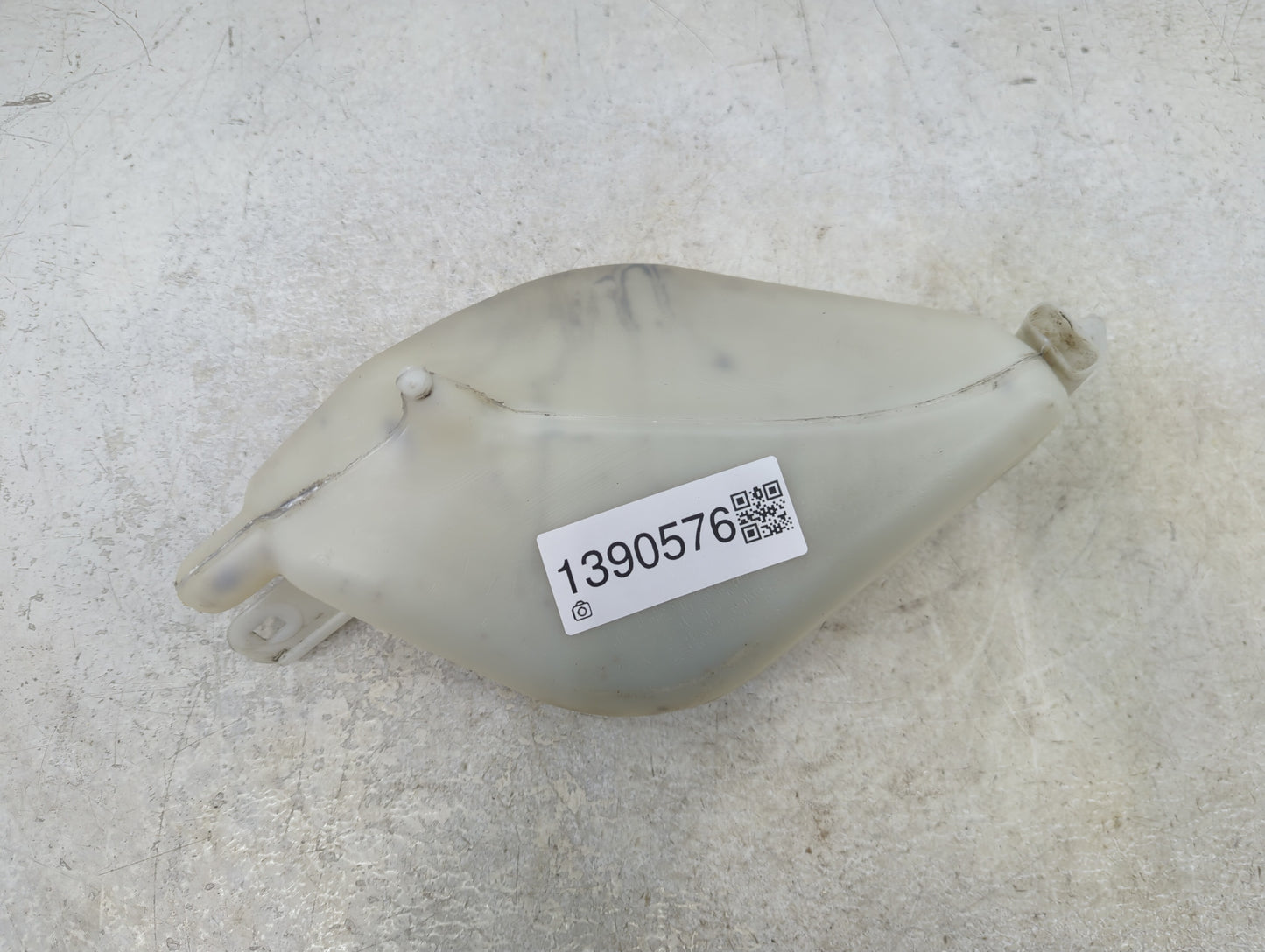 2011-2014 Chrysler 200 Radiator Coolant Overflow Expansion Tank Bottle - Oemusedautoparts1.com