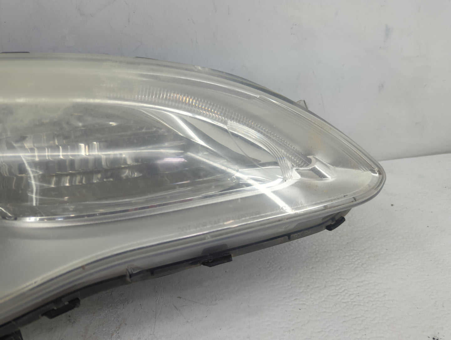2013-2014 Chrysler 200 Passenger Right Oem Head Light Headlight Lamp - Oemusedautoparts1.com