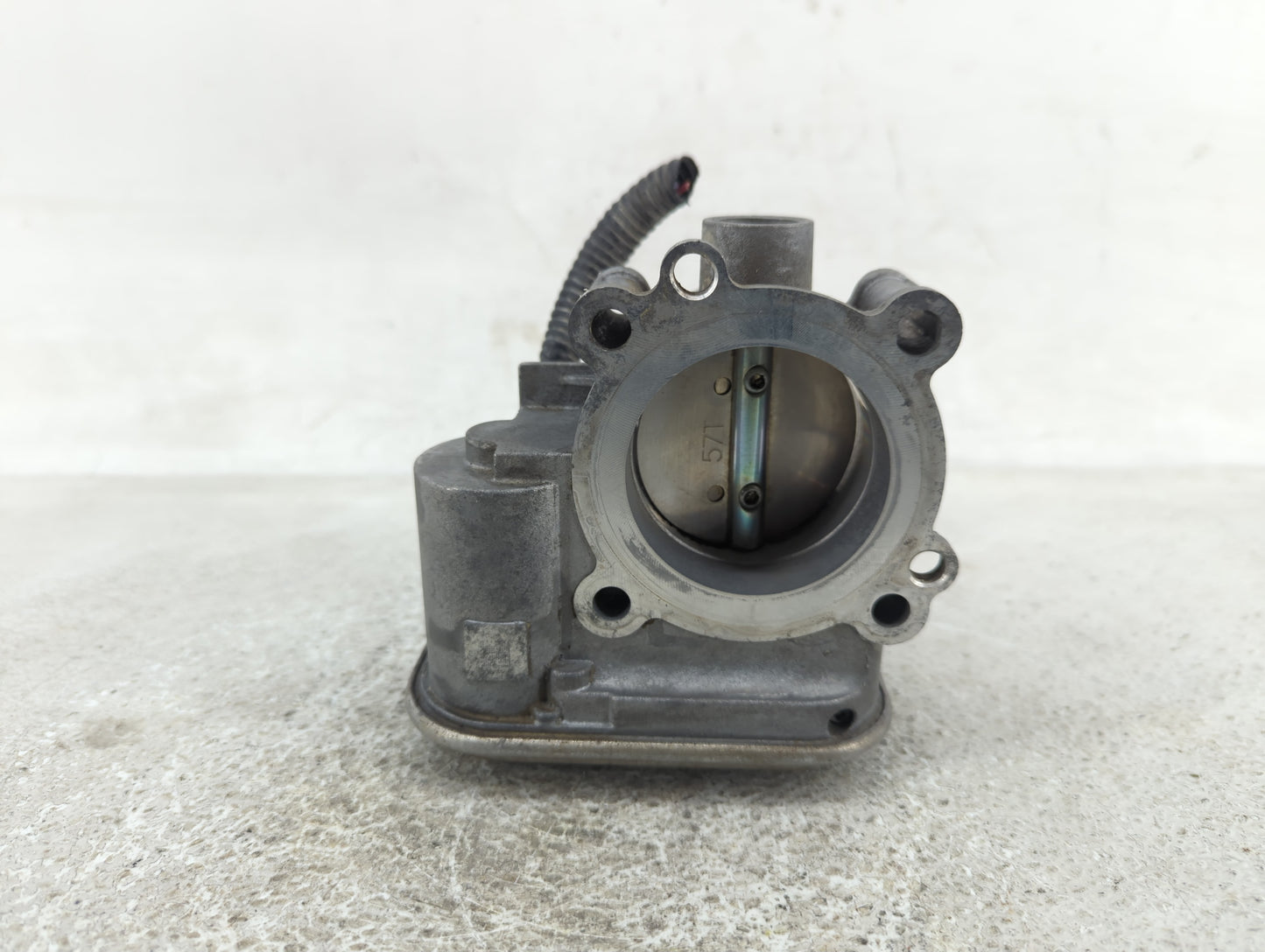 2011-2014 Chrysler 200 Throttle Body Fits Fits 2007 2008 2009 2010 2011 2012 2013 2014 2015 2016 2017 2018 OEM Used Auto Par