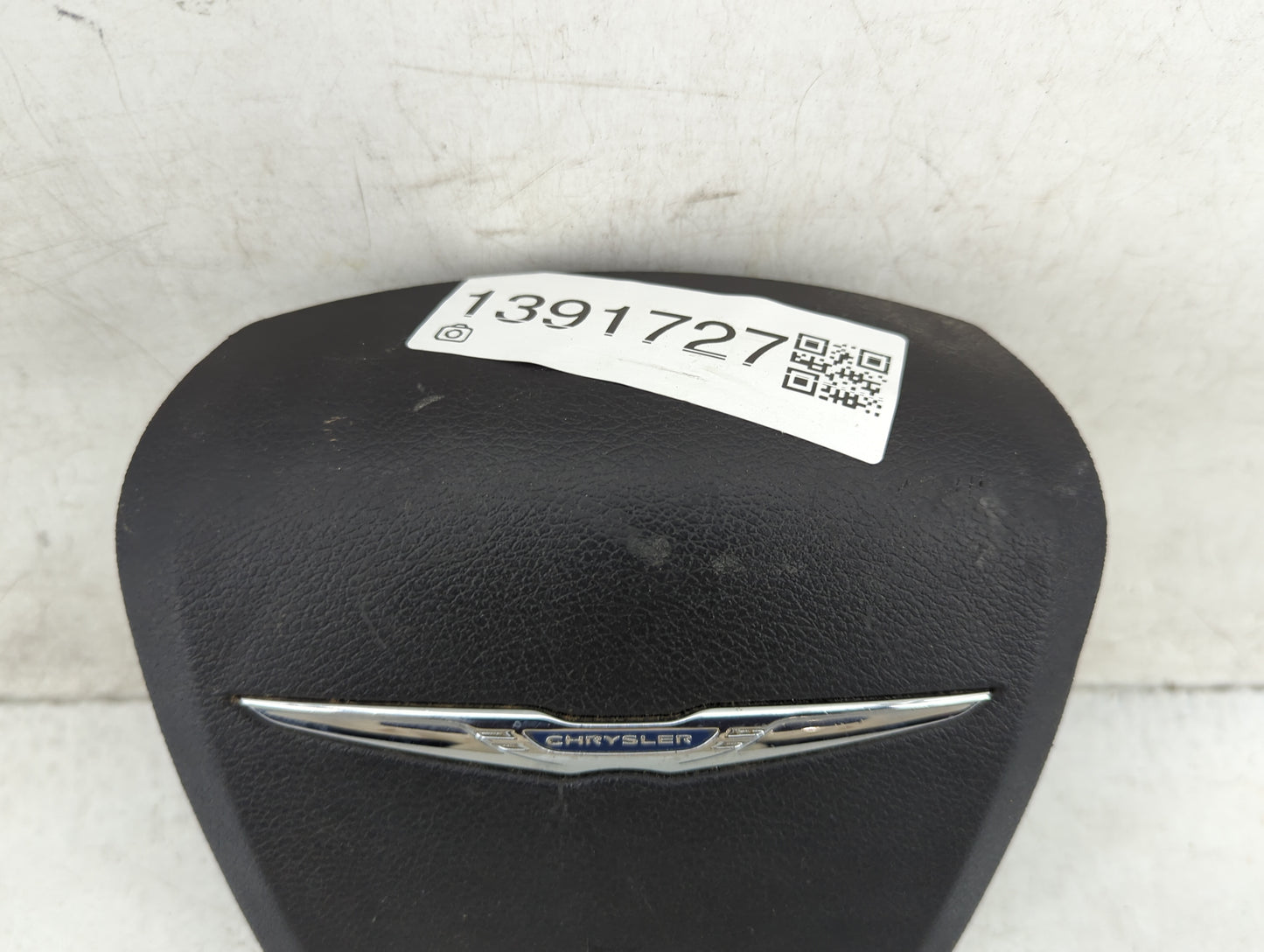 2011-2014 Chrysler 200 Air Bag Driver Left Steering Wheel Mounted Fits Fits 2011 2012 2013 2014 OEM Used Auto Parts - Oemuse