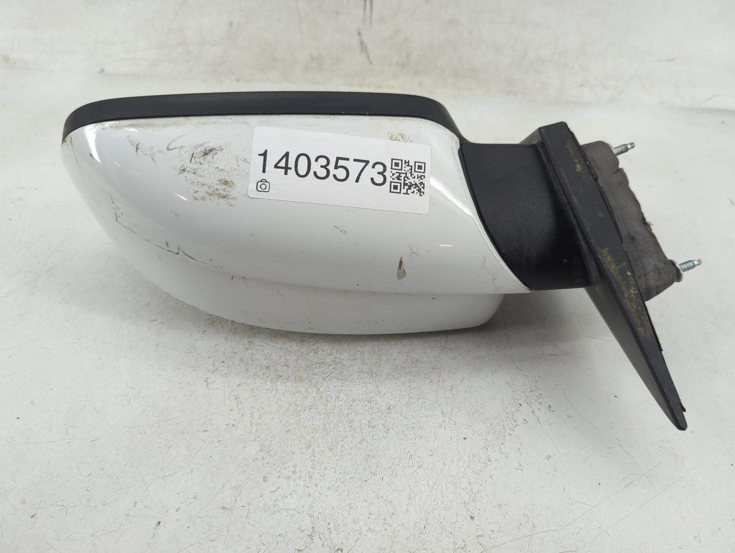 2011-2014 Chrysler 200 Driver Side View Mirror - Left Door Mirror OEM Used - Oemusedautoparts1.com