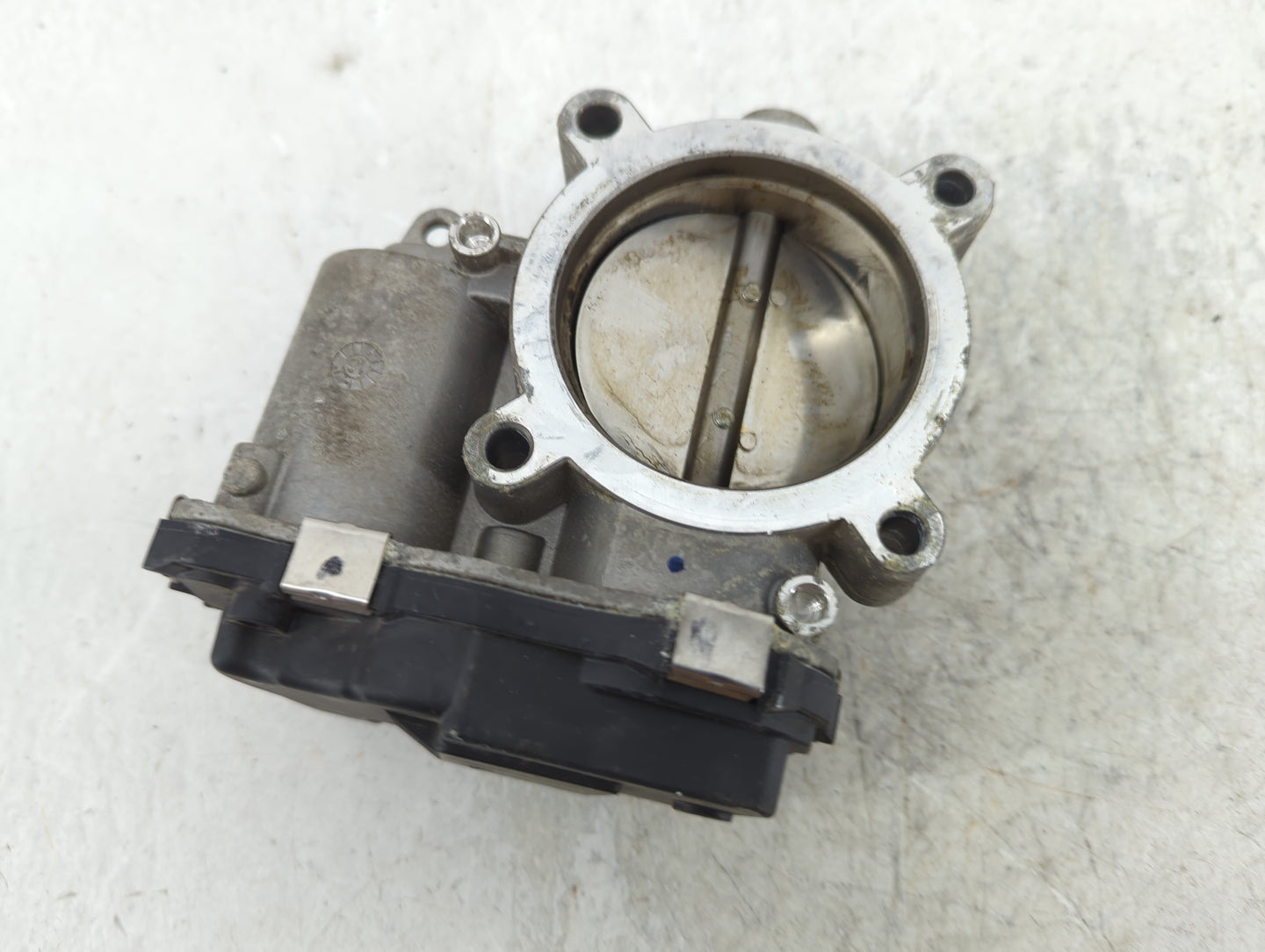2011-2017 Chrysler 200 Throttle Body P/N:04891970AB Fits Fits 2011 2012 2013 2014 2015 2016 2017 2018 2019 2020 2021 2022 OE