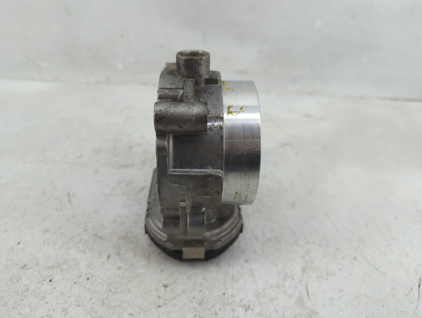 2011-2017 Chrysler 200 Throttle Body P/N:05184349AC Fits Fits 2011 2012 2013 2014 2015 2016 2017 2018 2019 2020 2021 2022 OE