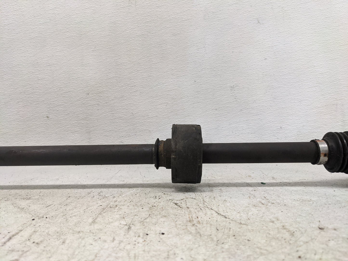 2011-2014 Chrysler 200 Axle Shaft Front Passenger Cv C/v - Oemusedautoparts1.com
