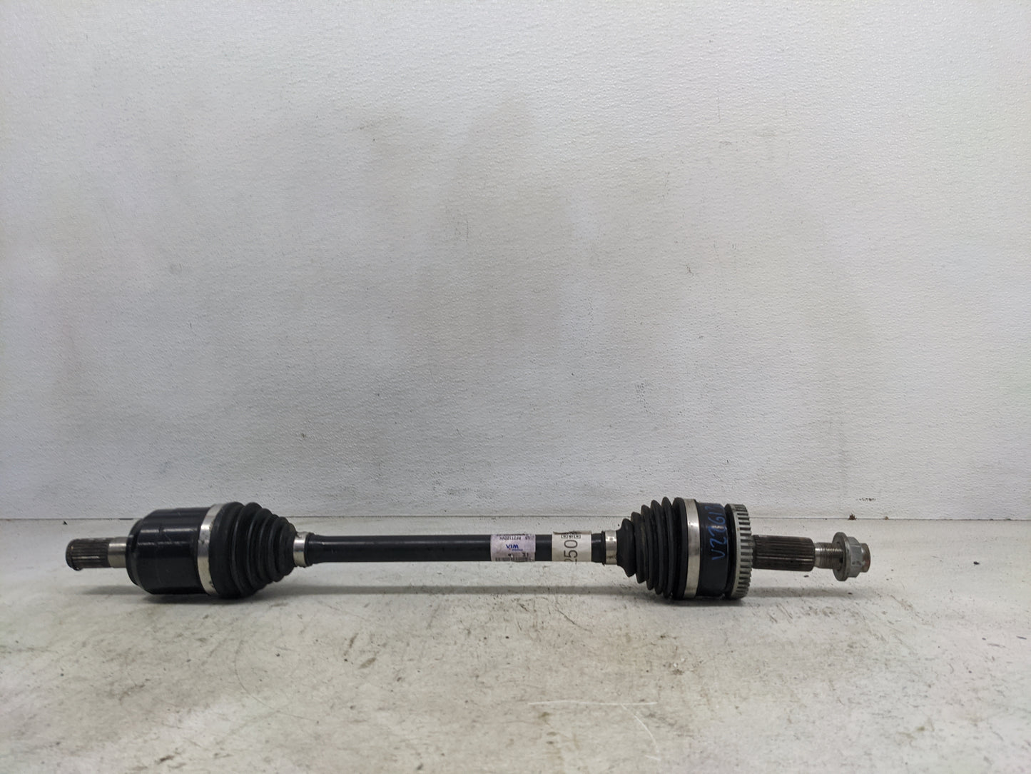 2011-2014 Chrysler 200 Axle Shaft Front Driver Cv C/v - Oemusedautoparts1.com