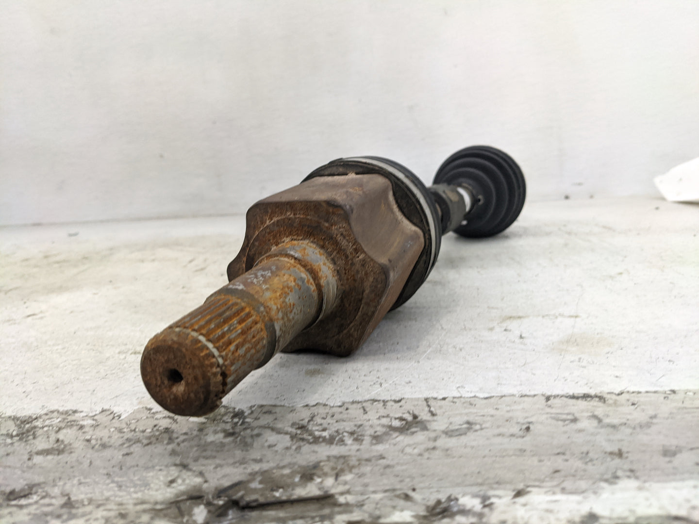 2011-2014 Chrysler 200 Axle Shaft Front Driver Cv C/v - Oemusedautoparts1.com