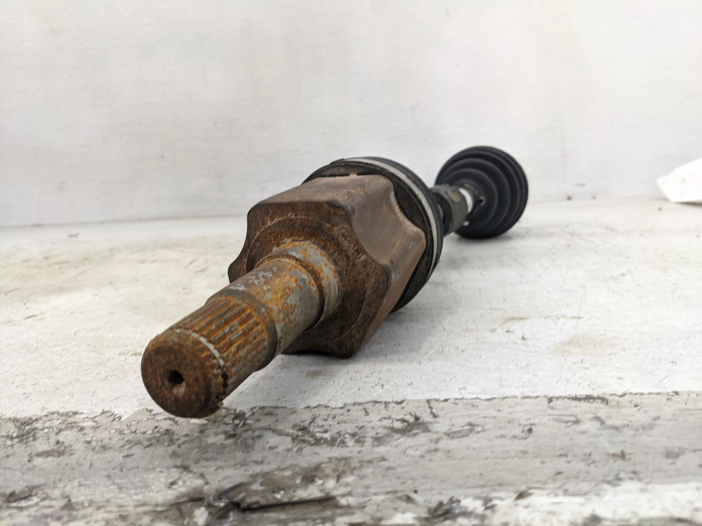 2011-2014 Chrysler 200 Axle Shaft Front Driver Cv C/v - Oemusedautoparts1.com