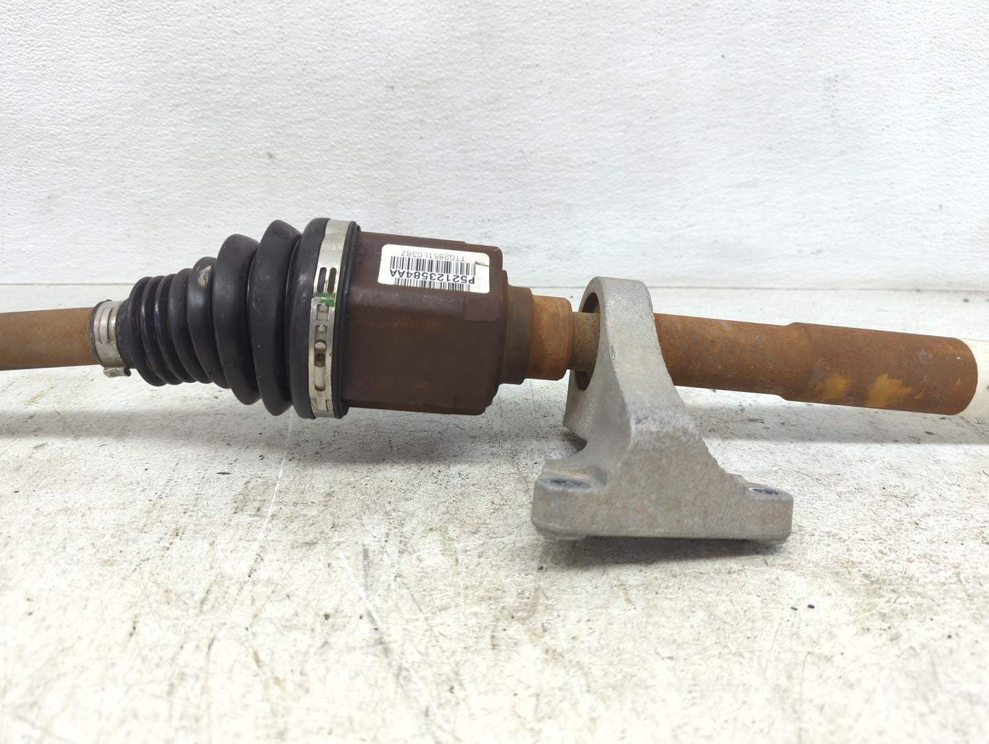 2011-2014 Chrysler 200 Axle Shaft Front Driver Cv C/v - Oemusedautoparts1.com