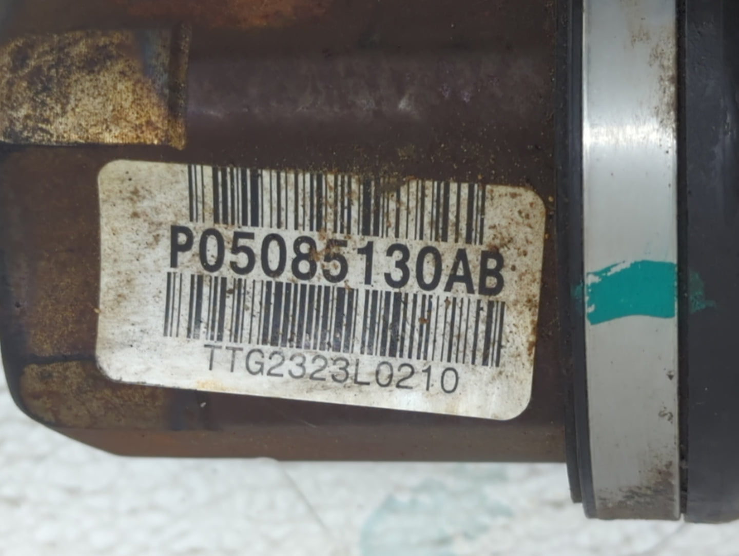 2011-2014 Chrysler 200 Axle Shaft Front Driver Cv C/v - Oemusedautoparts1.com
