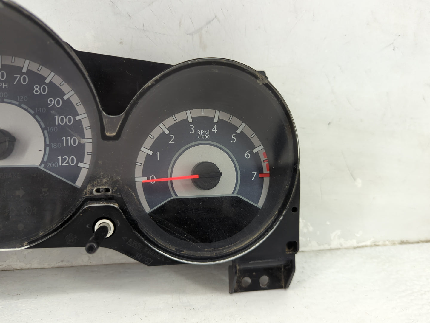 2011-2014 Chrysler 200 Instrument Cluster Speedometer Gauges P/N:P56046512AH Miles: Fits Fits 2011 2012 2013 2014 OEM Used A