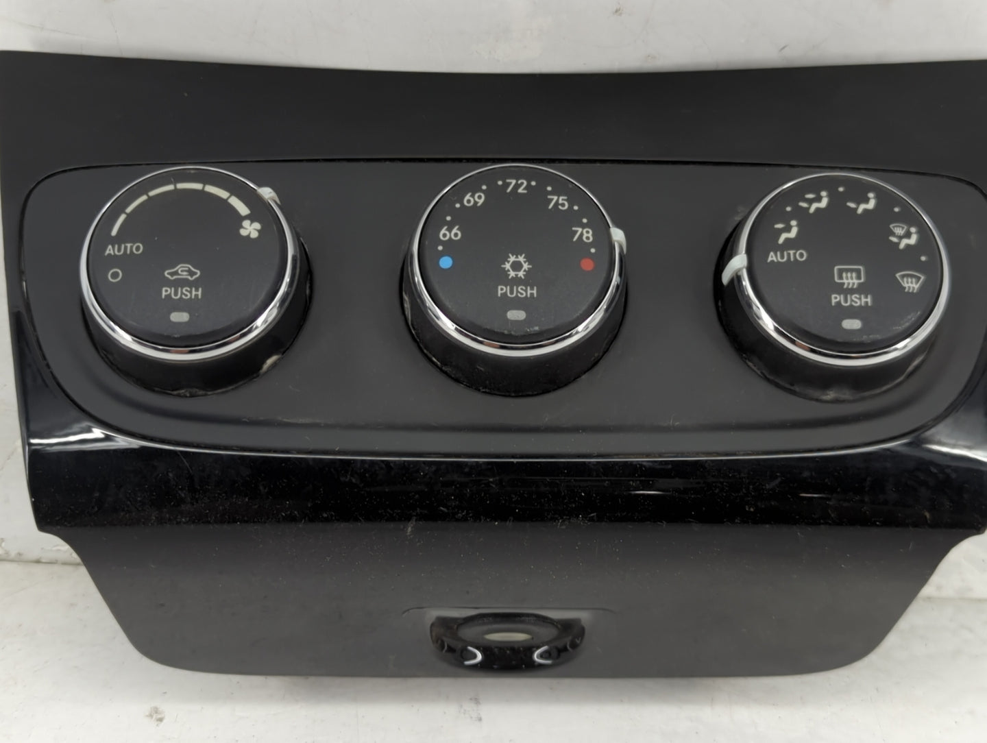 2011-2014 Chrysler 200 Climate Control Module Temperature AC/Heater Replacement P/N:1104815X-03-XX Fits OEM Used Auto Parts 