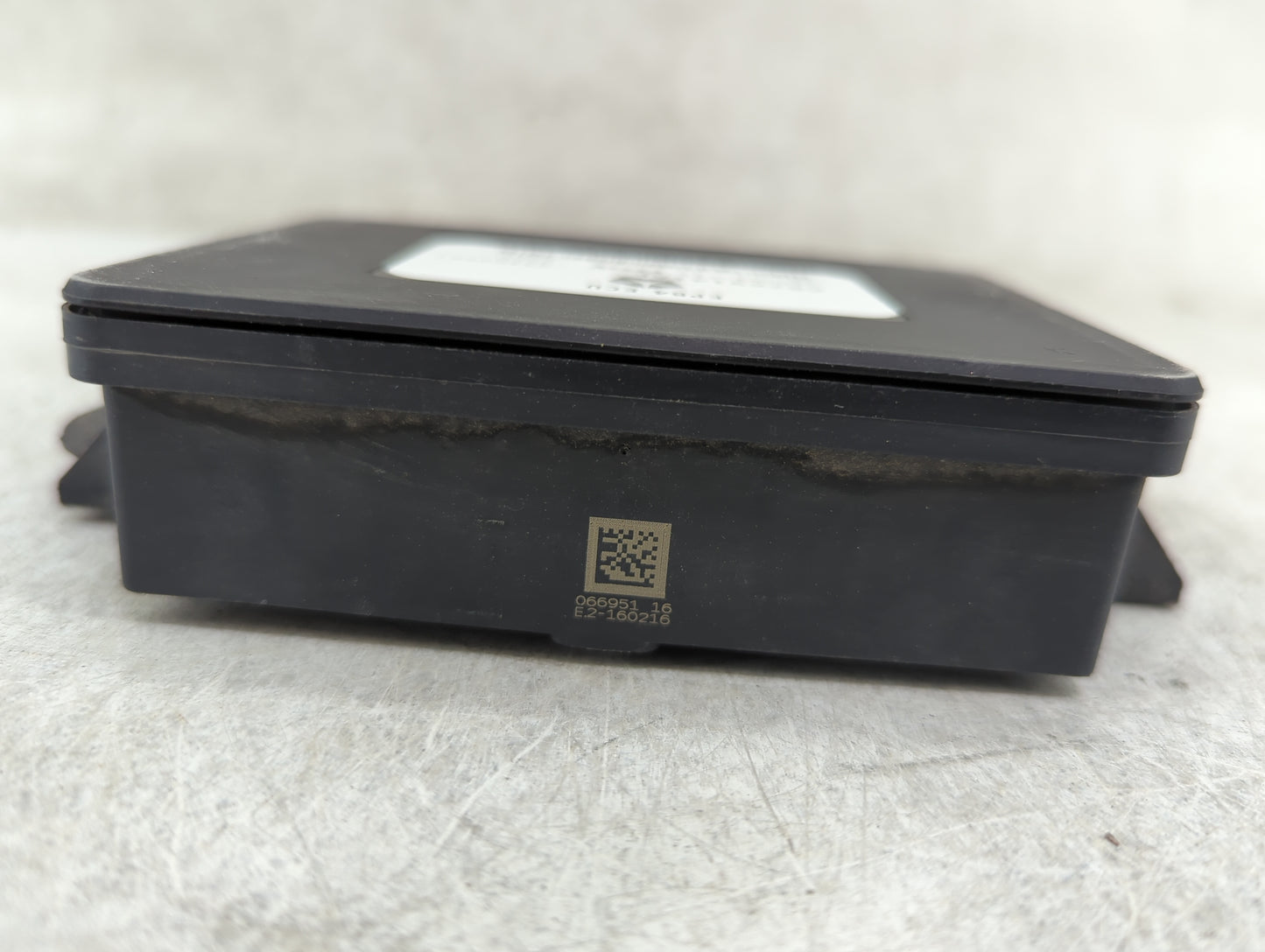 2015-2017 Chrysler 200 Parking Brake Control Module 1464511 - Oemusedautoparts1.com
