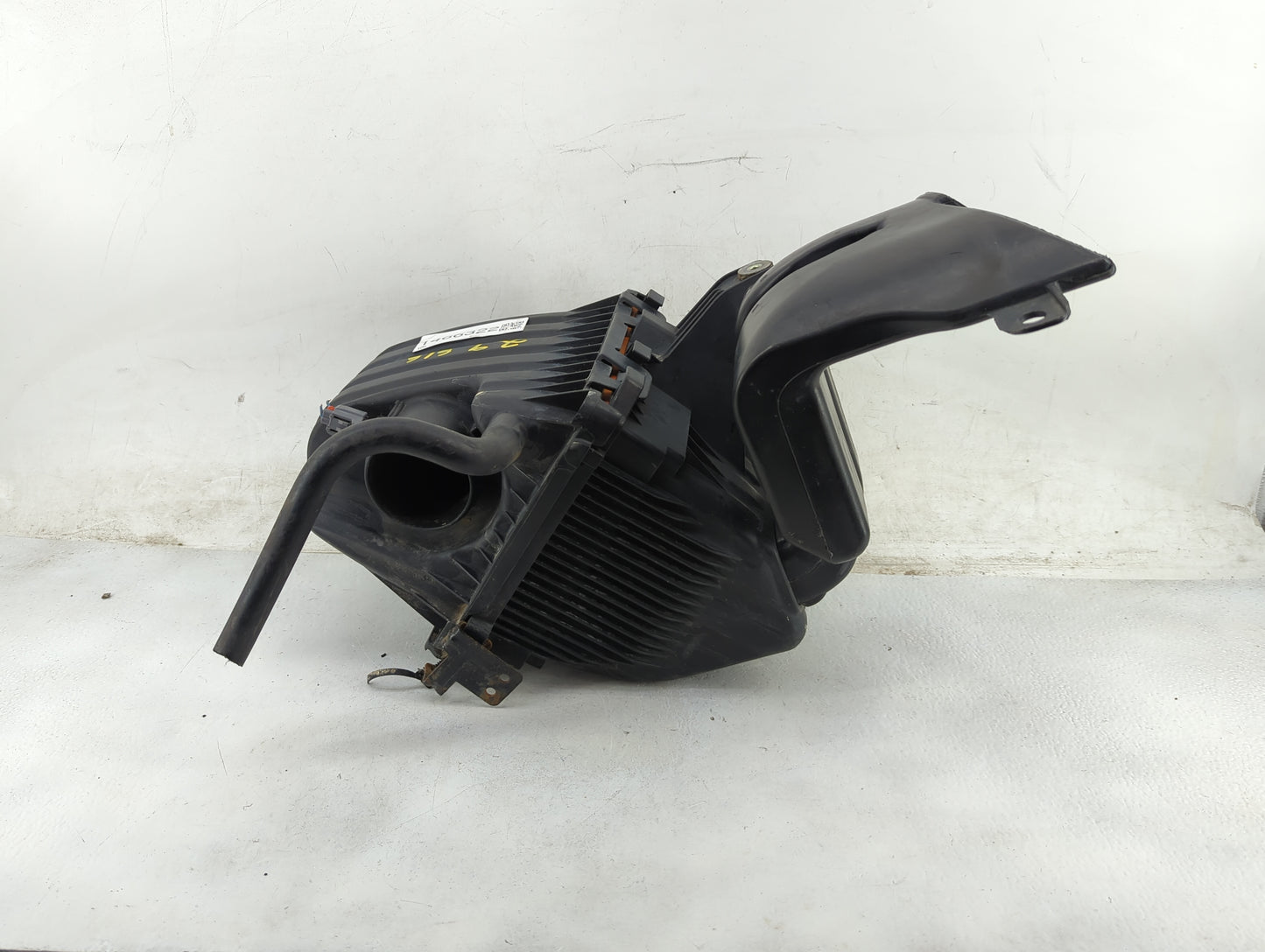 2011-2014 Chrysler 200 Air Cleaner Intake-duct Hose Tube 1466322 - Oemusedautoparts1.com