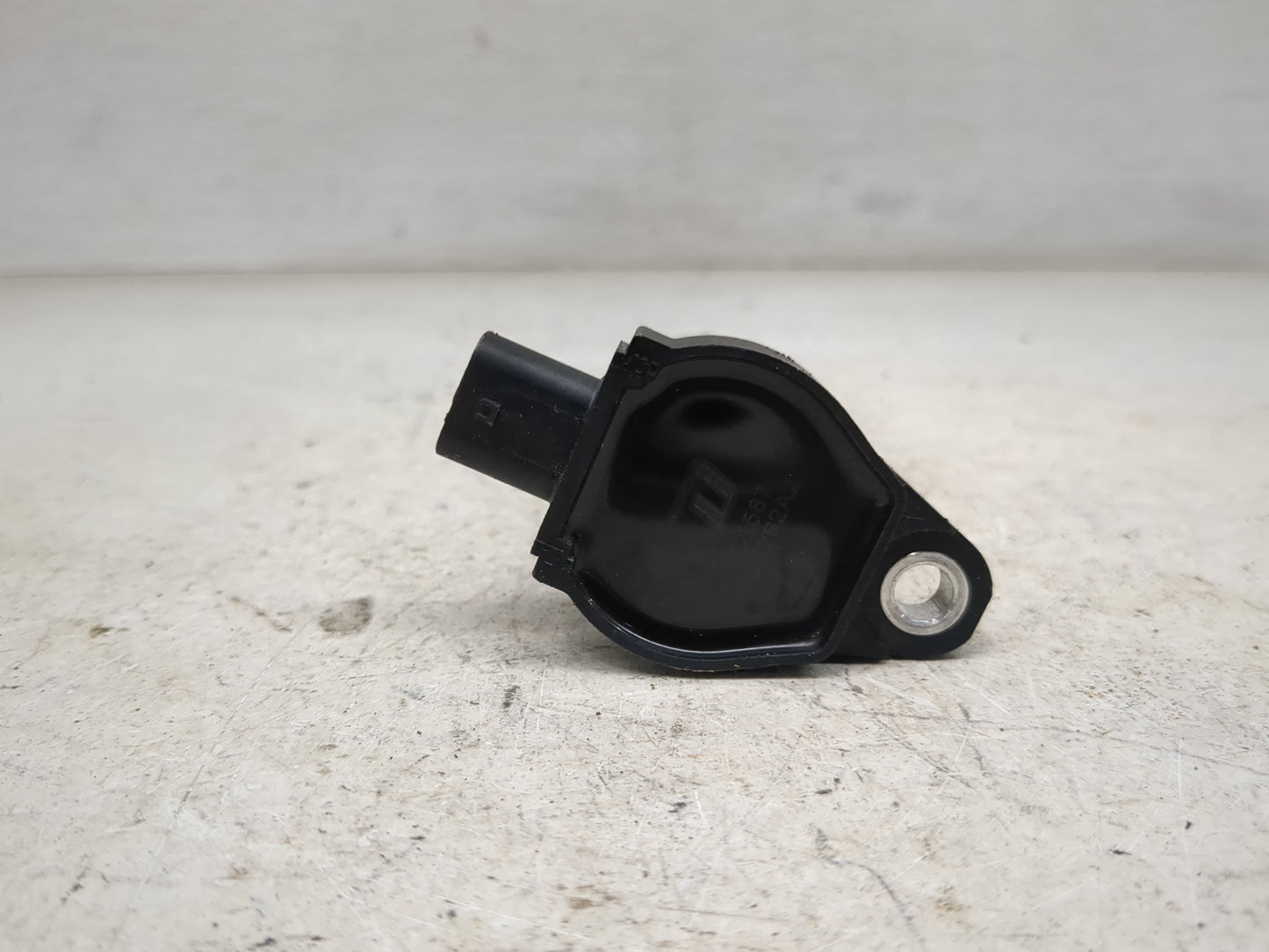 2011-2014 Chrysler 200 Ignition Coil Igniter Pack 1467310 - Oemusedautoparts1.com