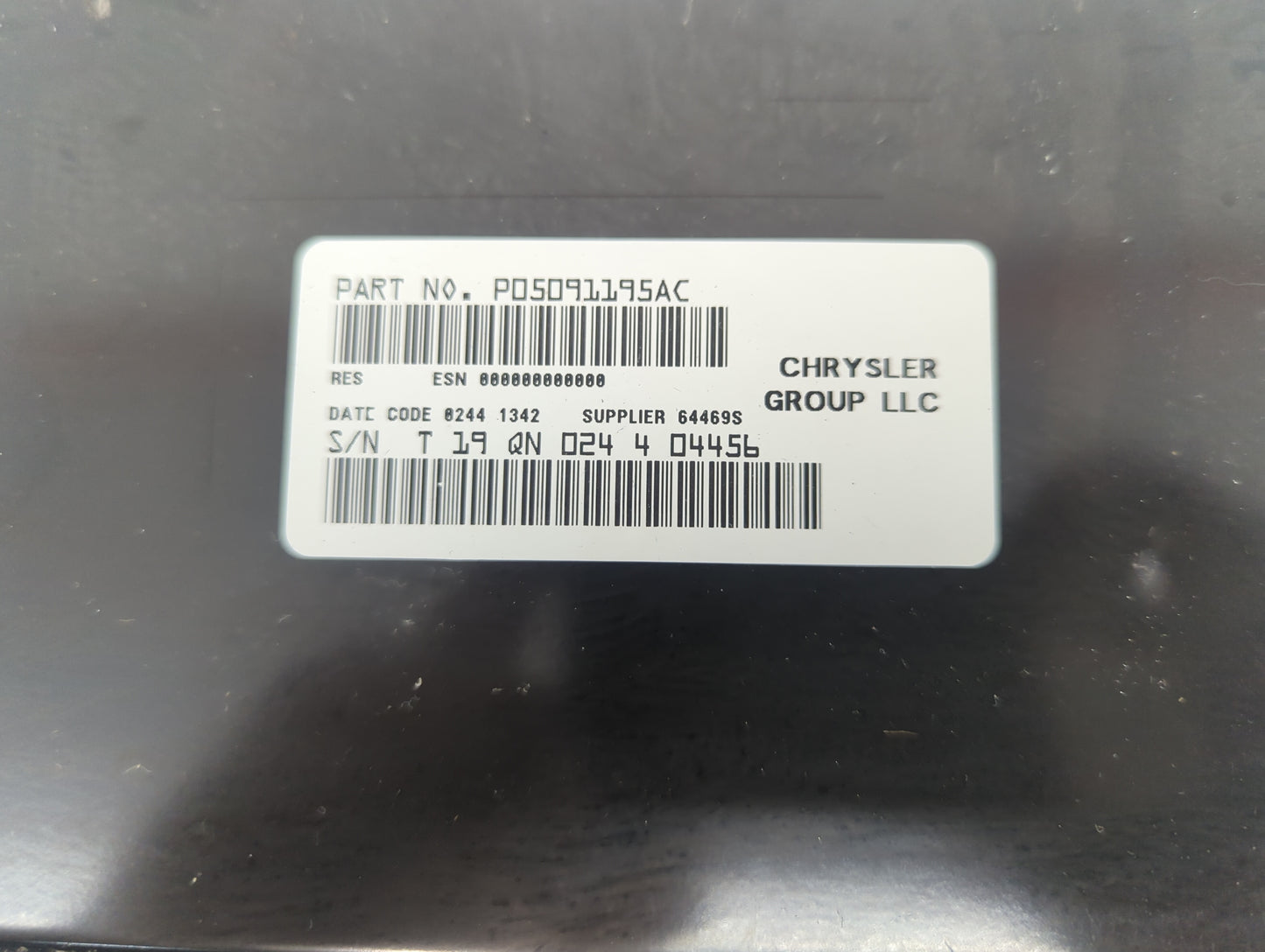 2013-2014 Chrysler 200 Radio AM FM Cd Player Receiver Replacement P/N:P05091195AC SPNP05091195AC Fits Fits 2013 2014 OEM Use