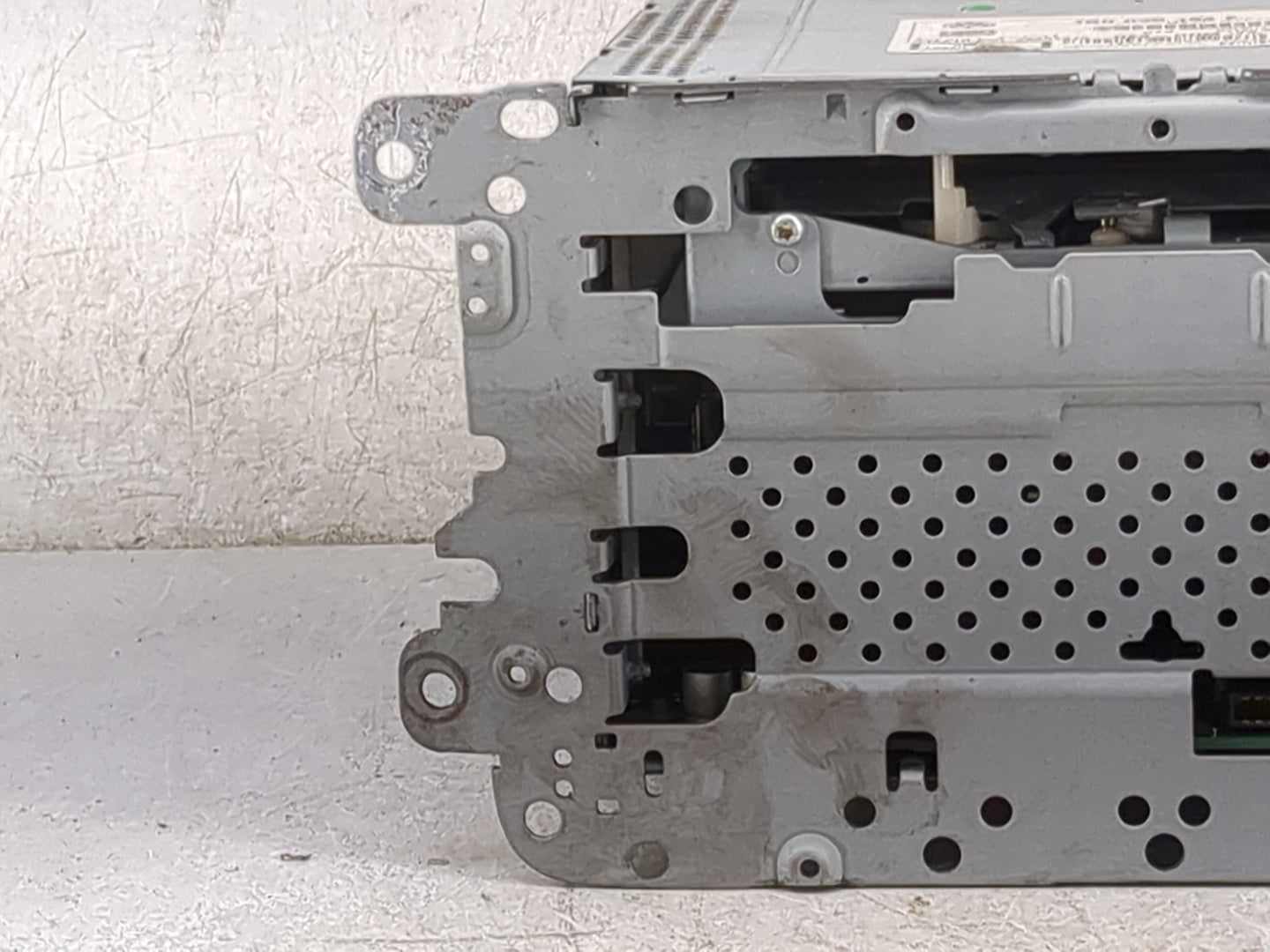 2014 Chrysler 200 Radio AM FM Cd Player Receiver Replacement P/N:28354813 1K0 035 164 F Fits Fits 2013 2015 2016 2017 OEM Us