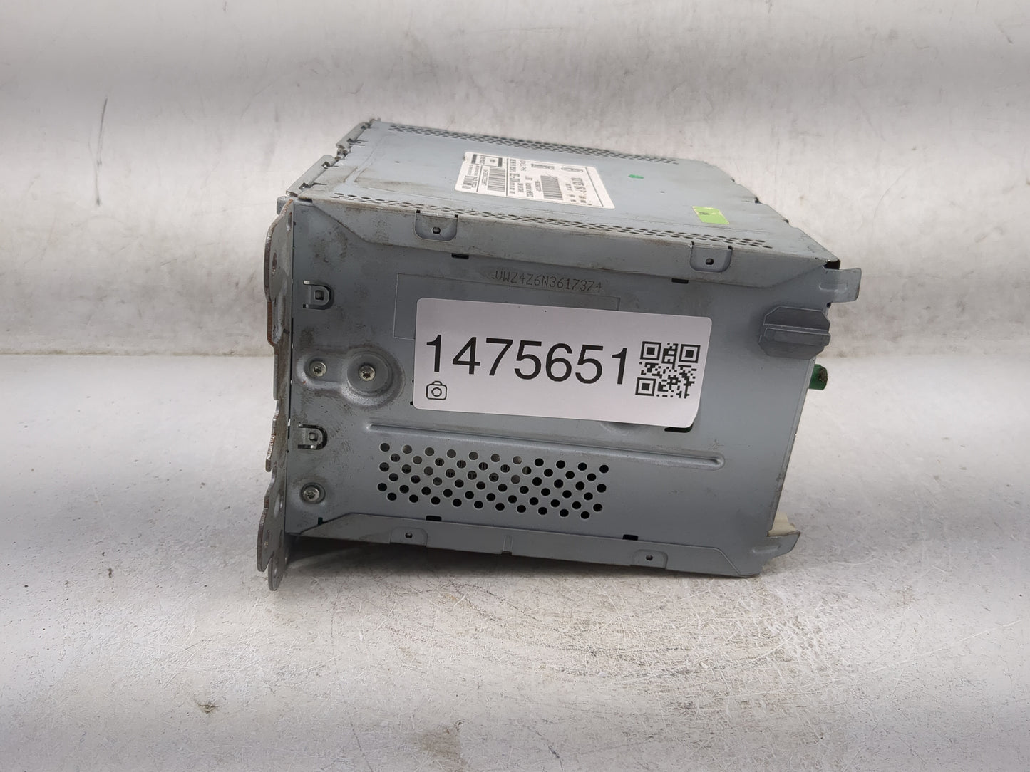 2014 Chrysler 200 Radio AM FM Cd Player Receiver Replacement P/N:28354813 1K0 035 164 F Fits Fits 2013 2015 2016 2017 OEM Us