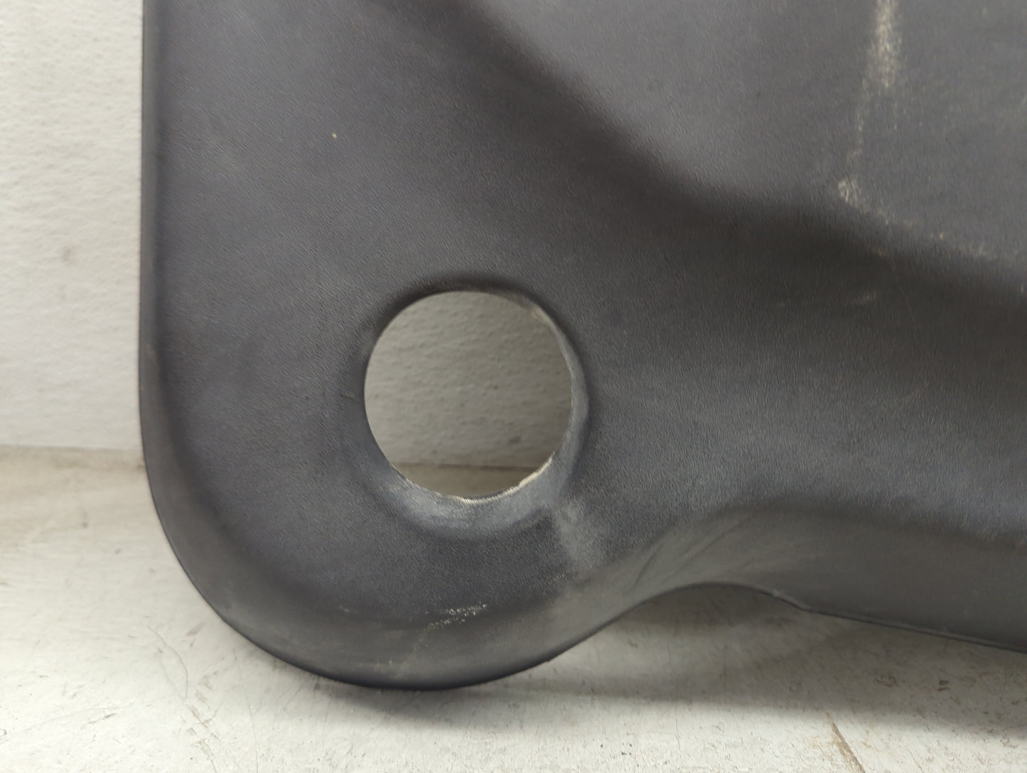 2014 Chrysler 200 Engine Cover Black - Oemusedautoparts1.com